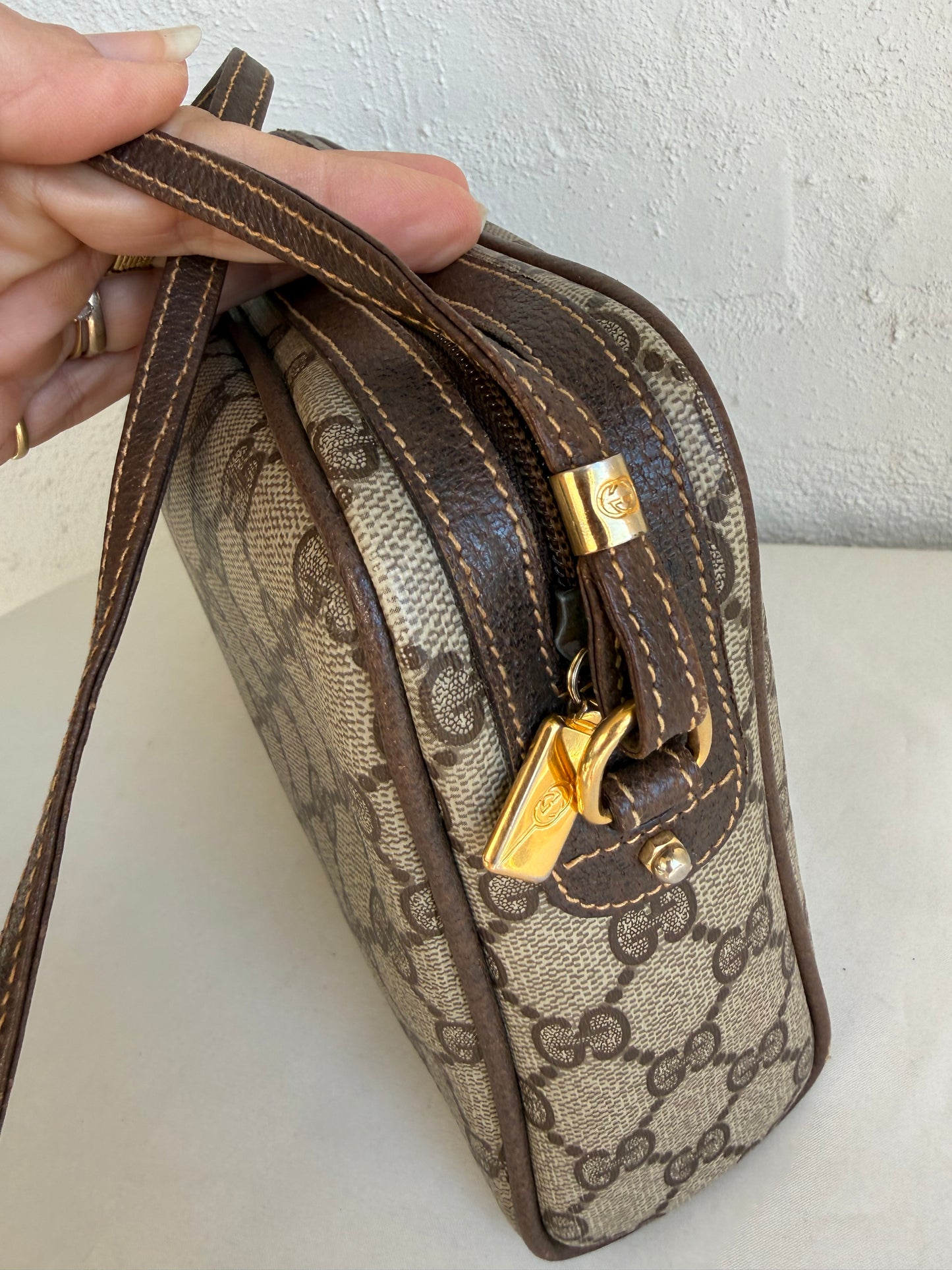 Gucci shoulder bag