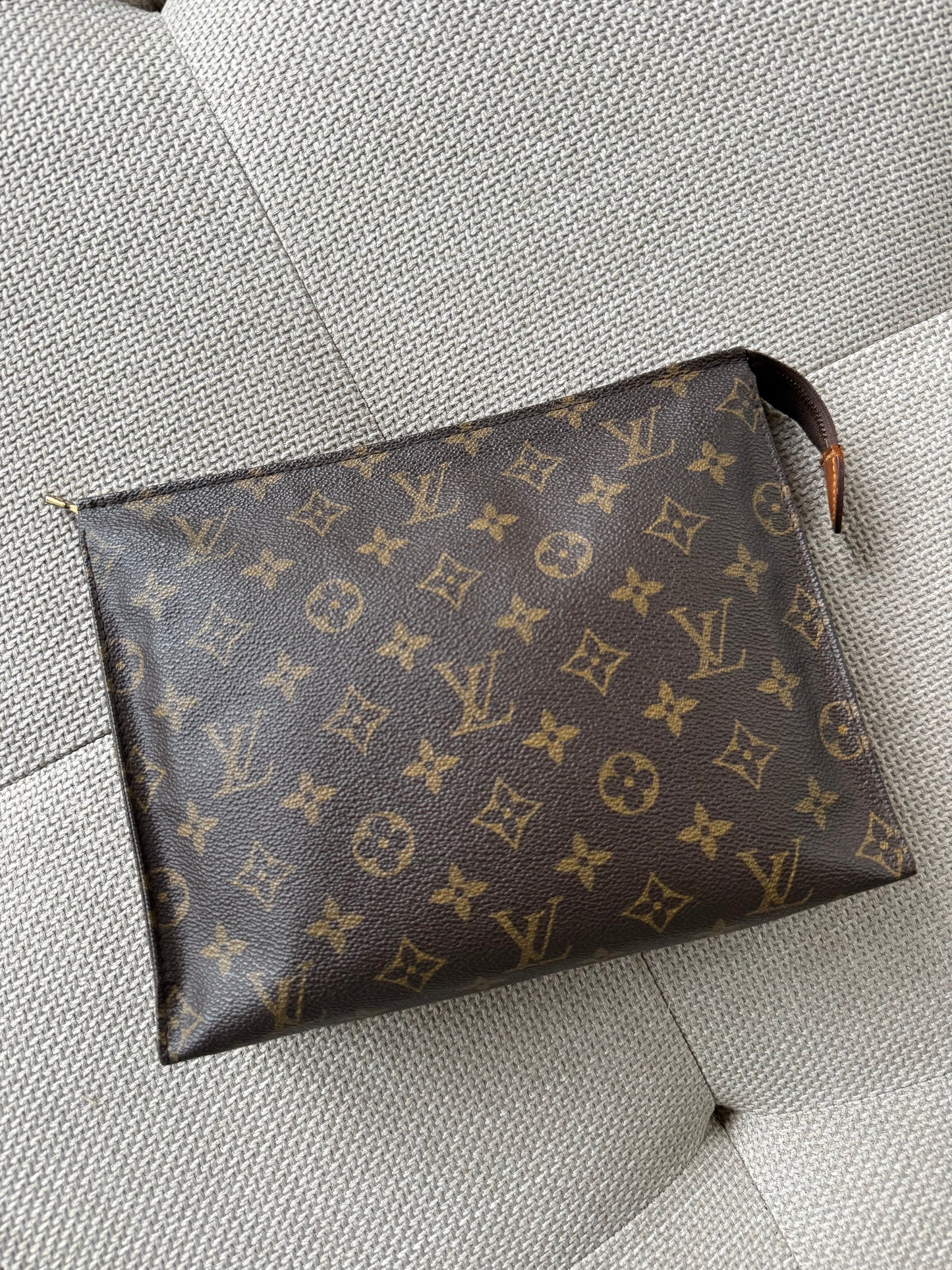 Louis Vuitton Toilet taske