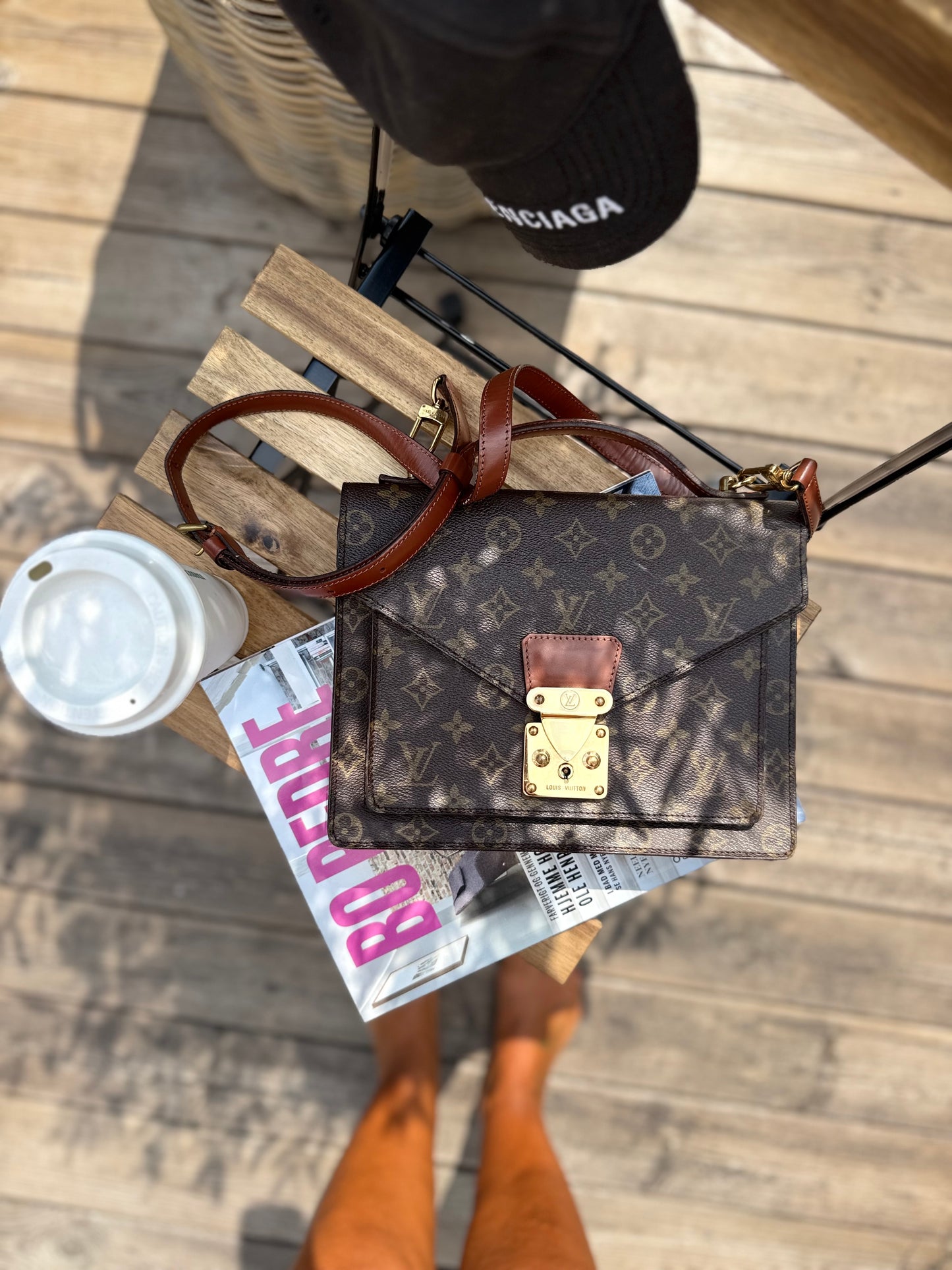 Louis Vuitton Monceau 26