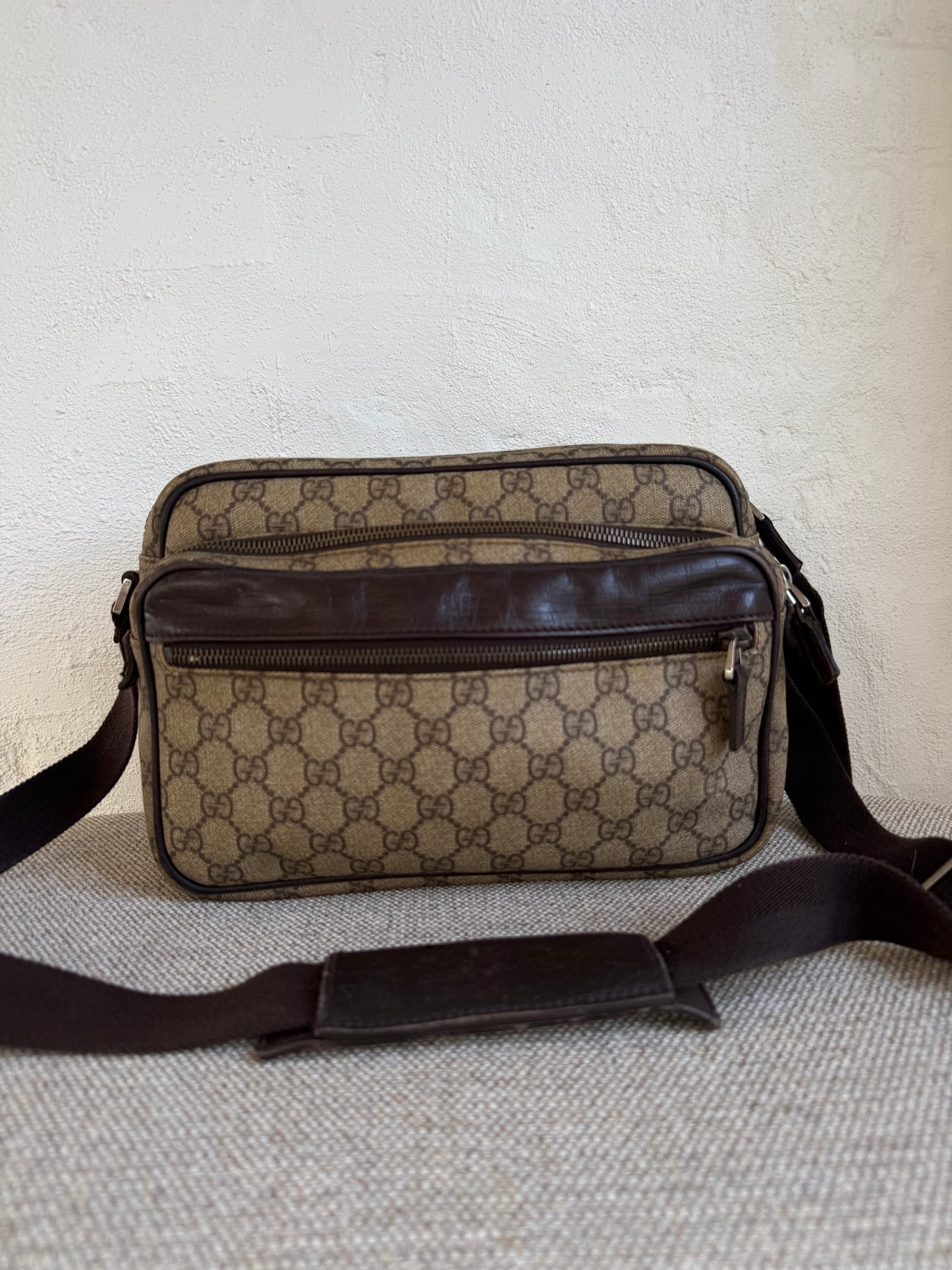 Gucci Messenger bag