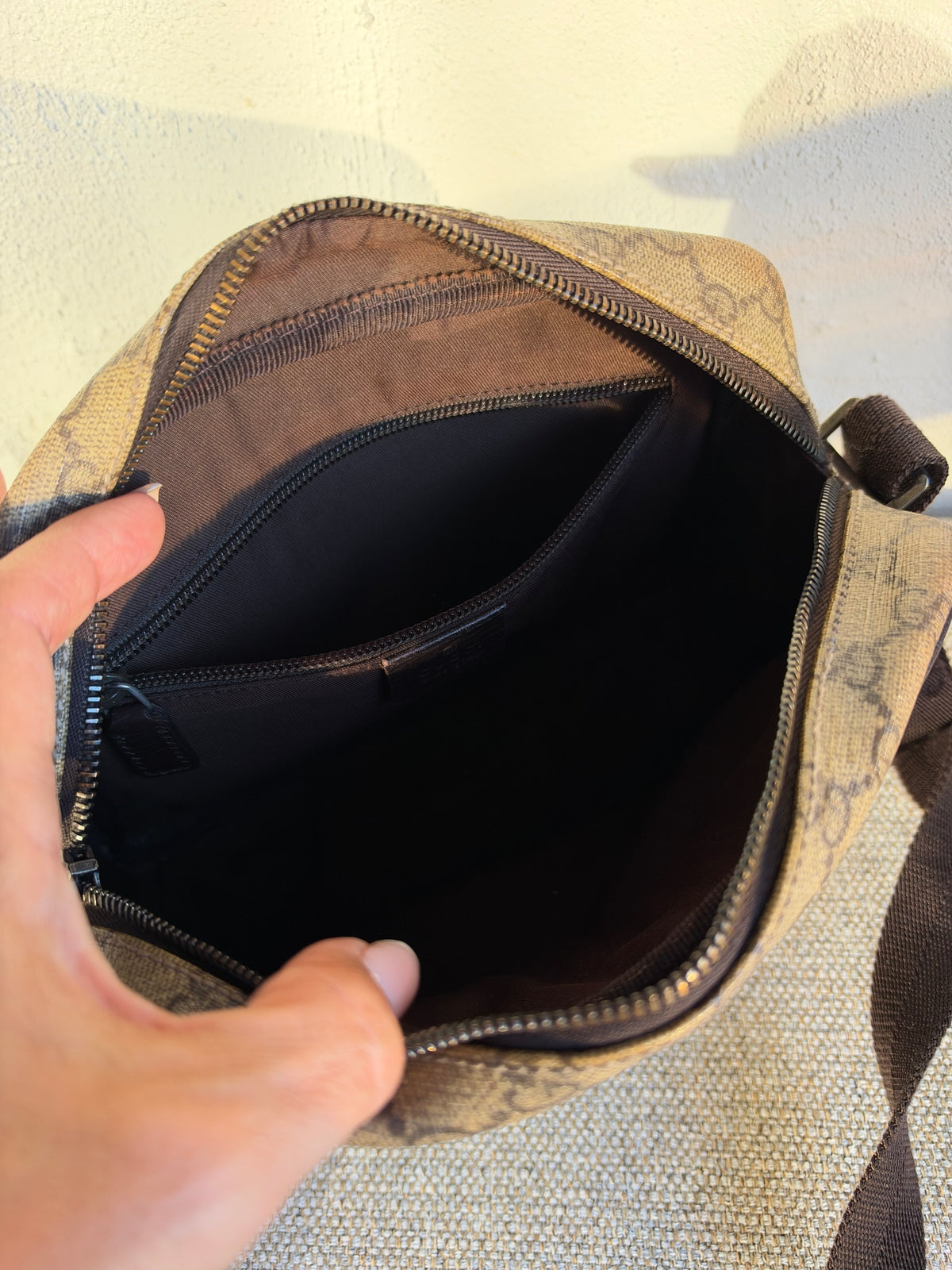 Gucci Messenger bag