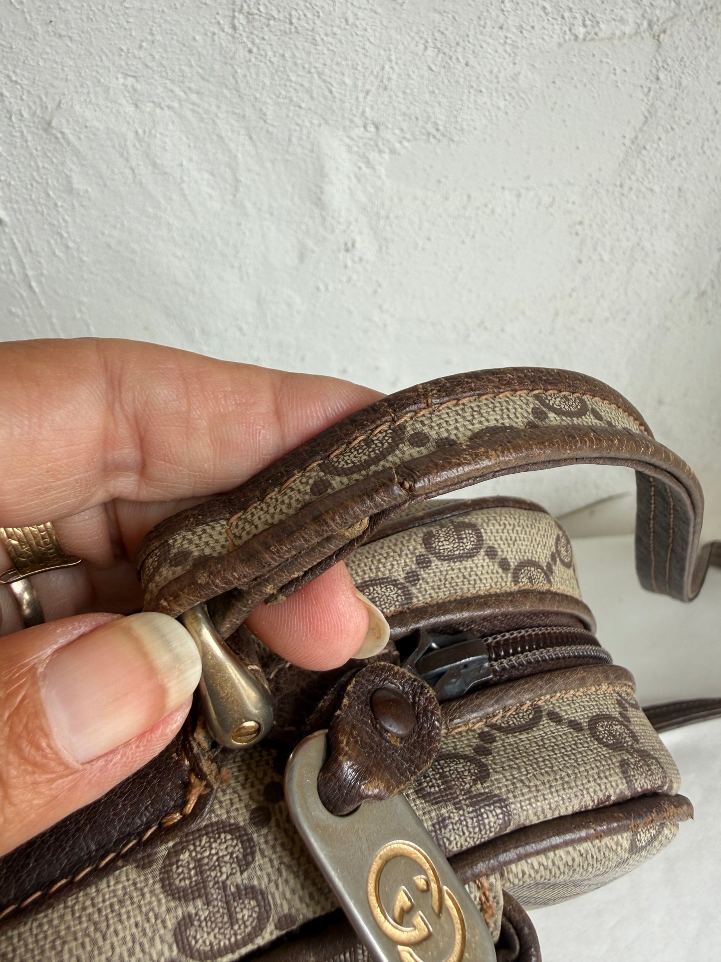 Gucci Crossbody bag