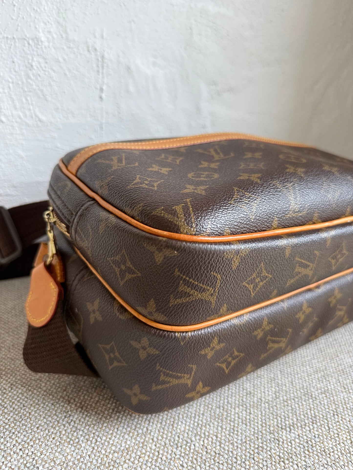 Louis Vuitton Reporter PM