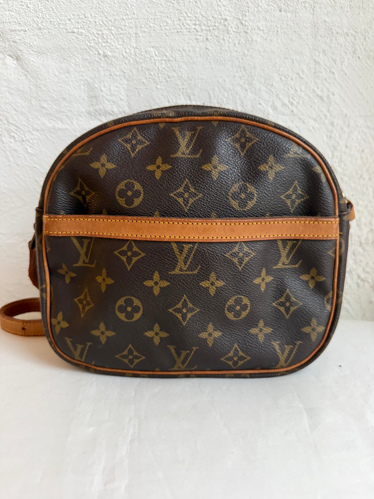 Louis Vuitton Senlis