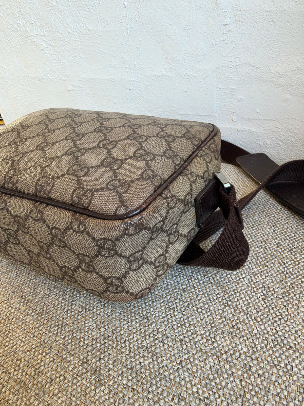 Gucci Messenger bag