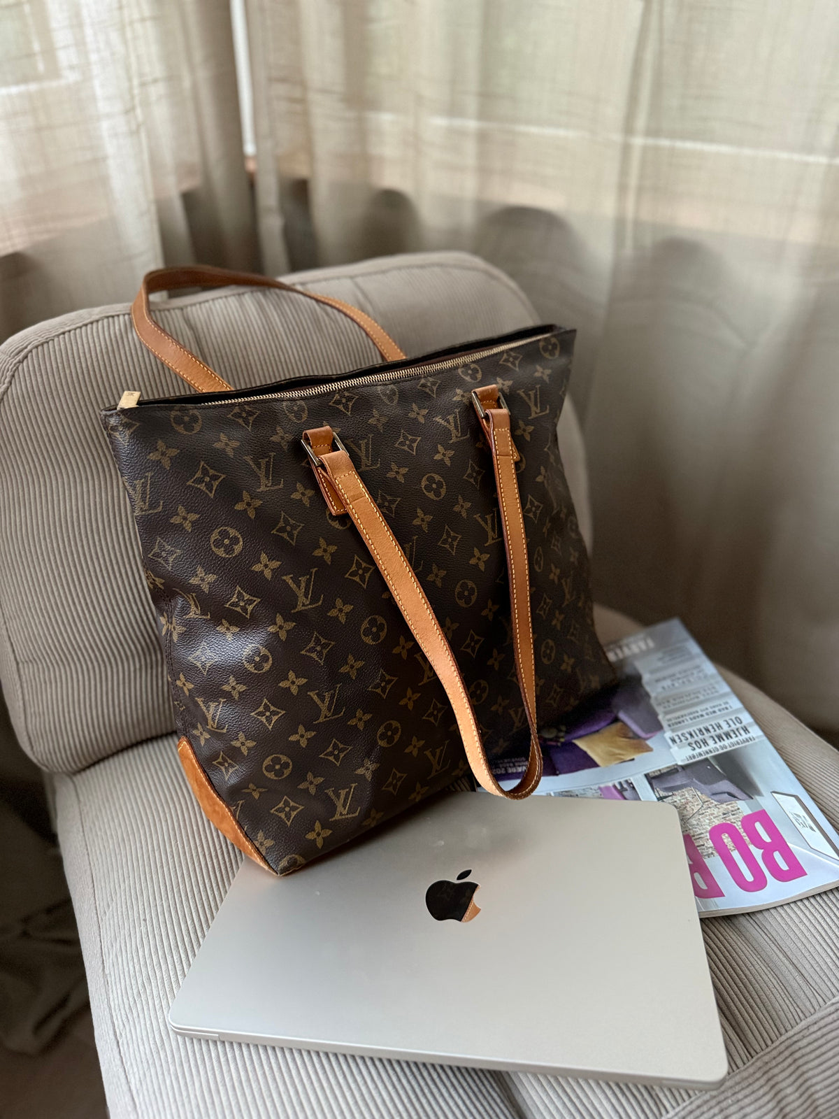 Louis Vuitton Cabas Mezzo