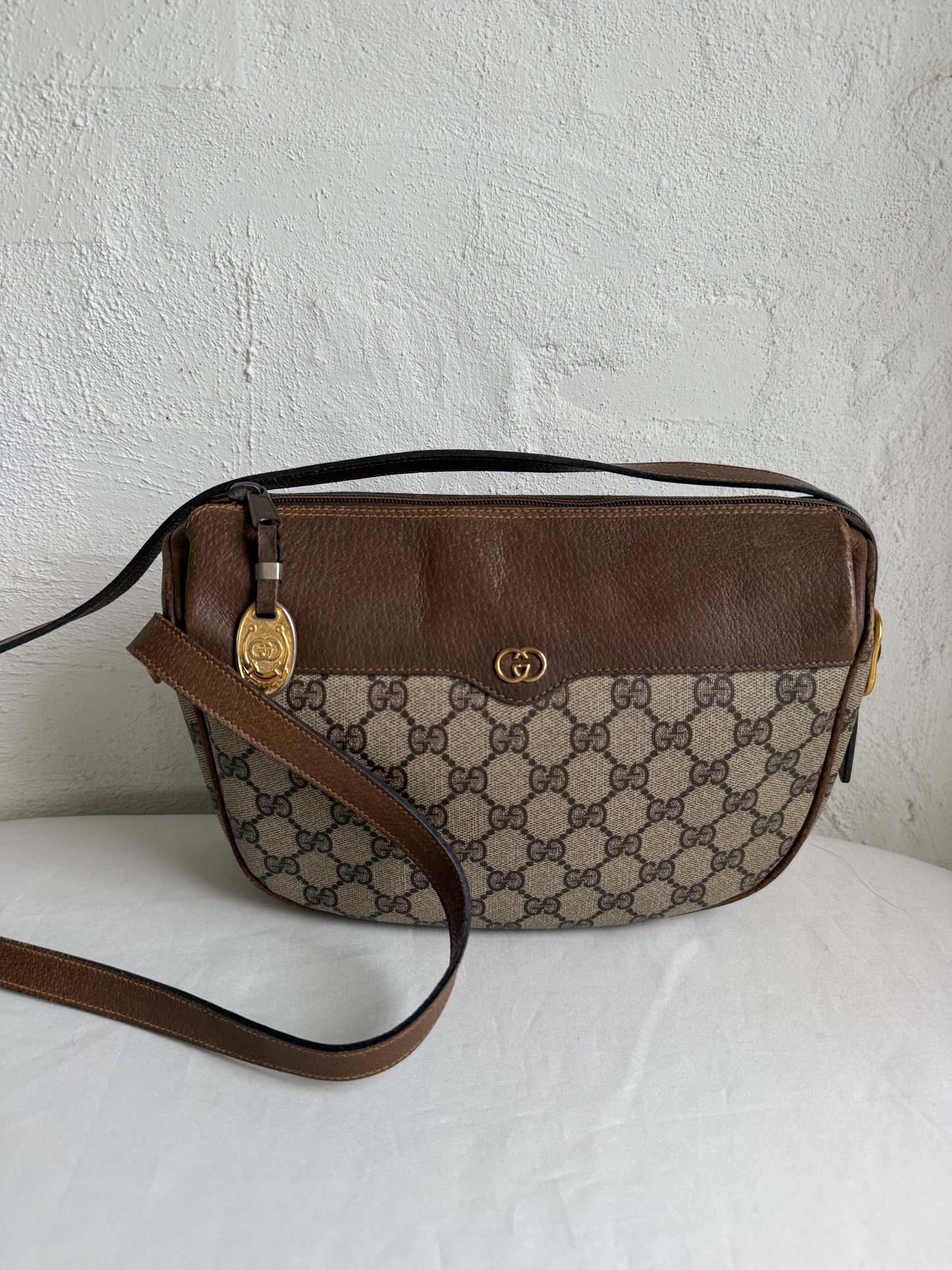 Gucci shoulder bag
