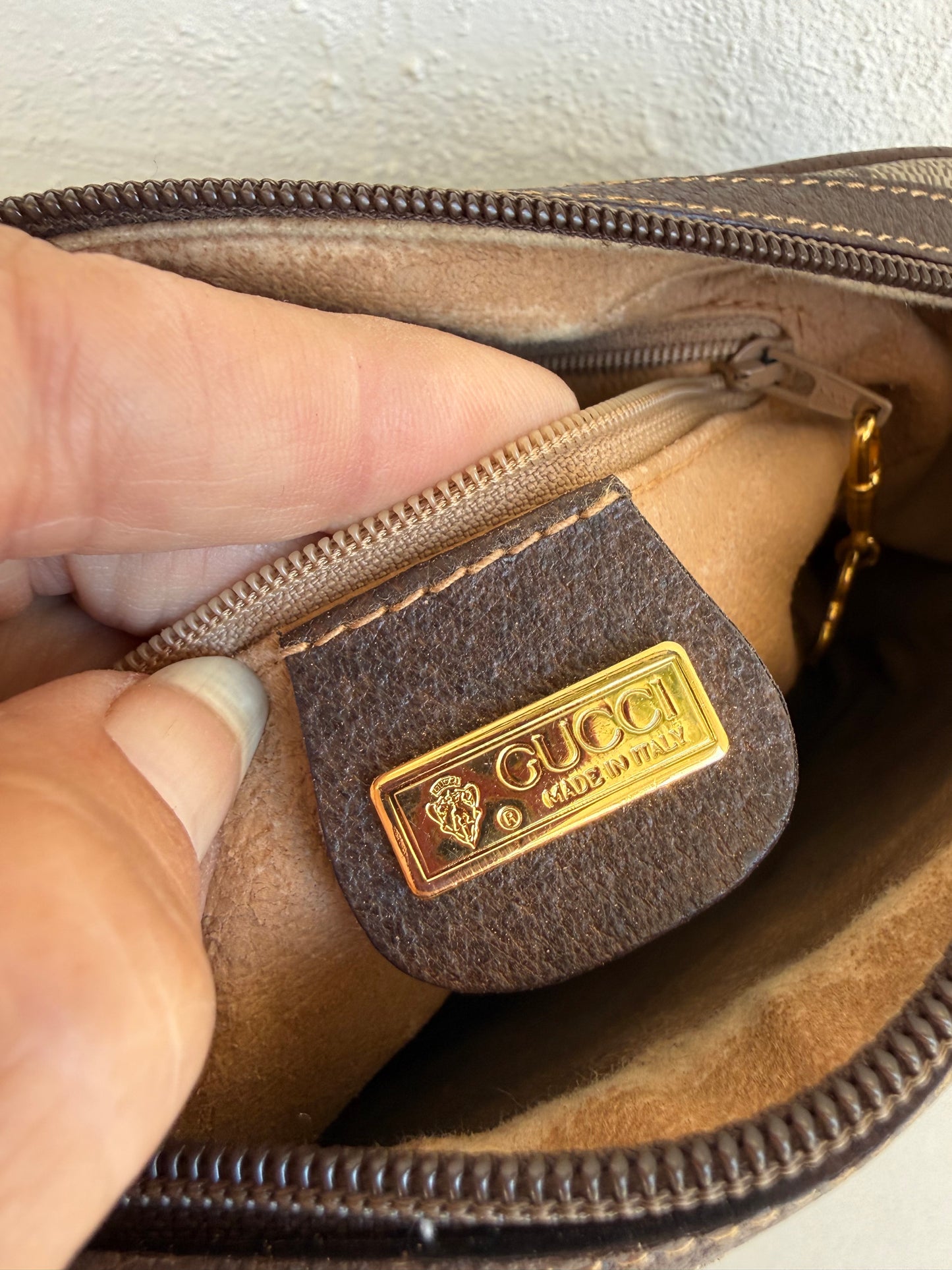 Gucci shoulder bag