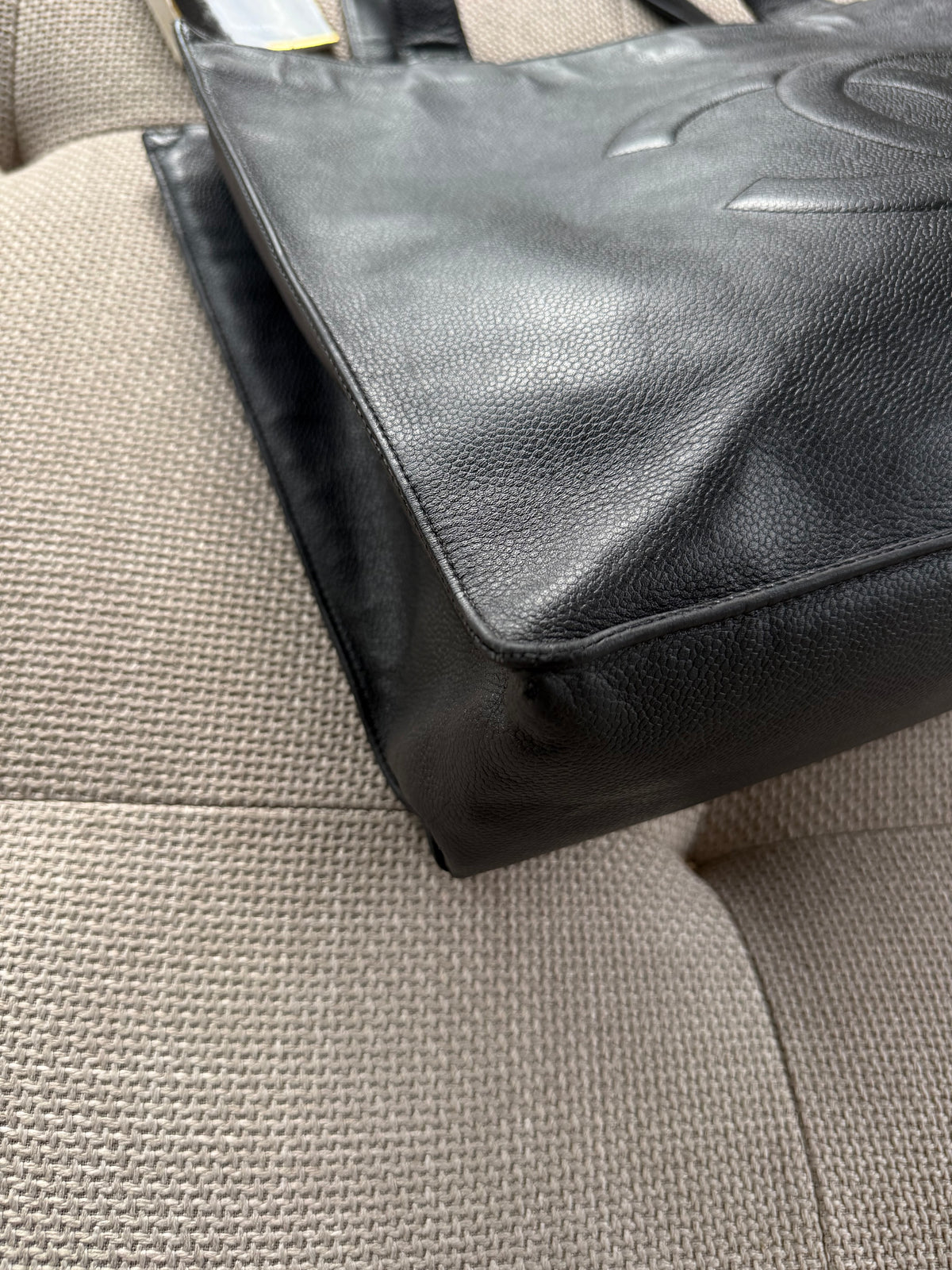 Chanel Tote bag