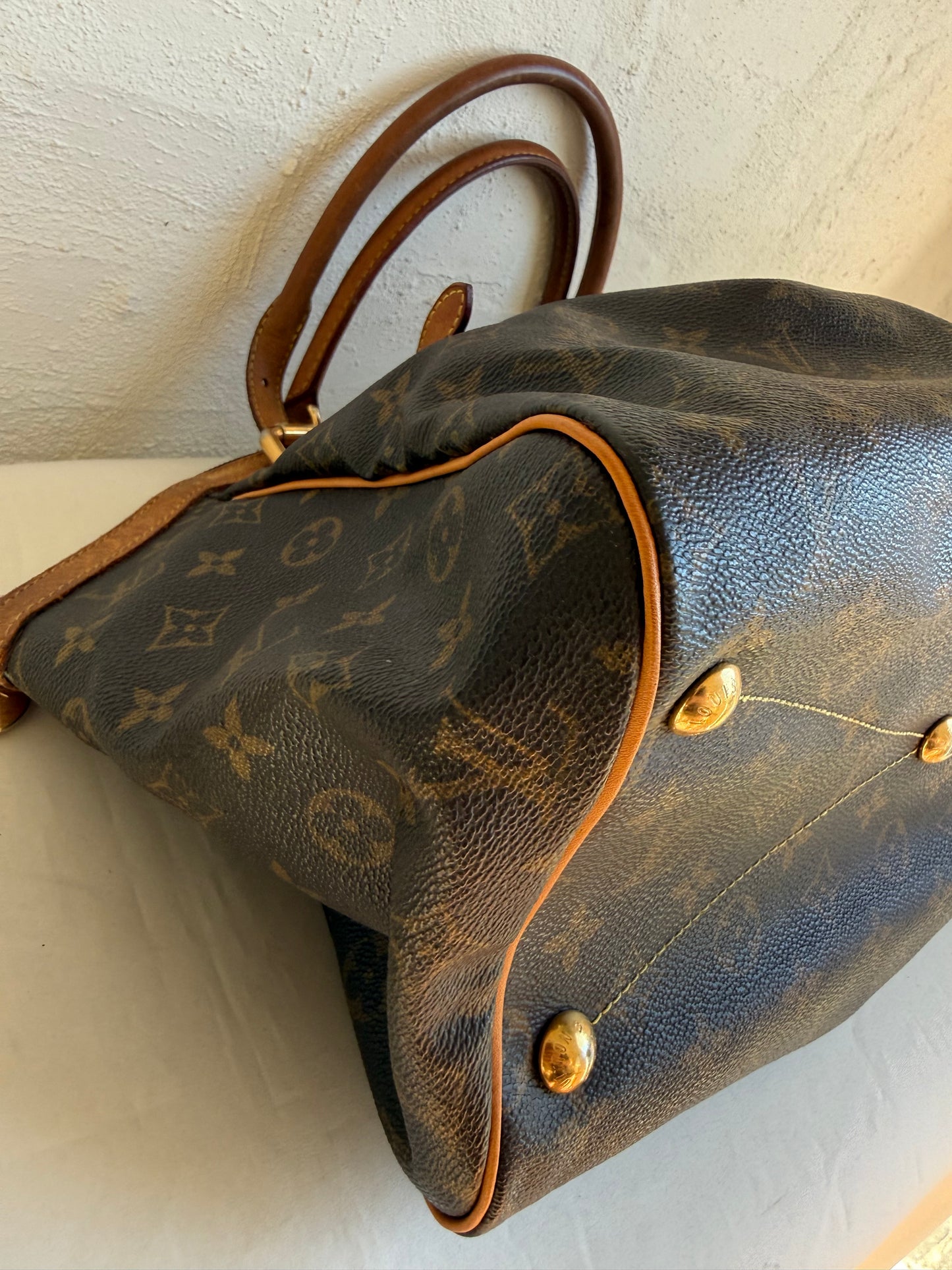 Louis Vuitton Tivoli GM