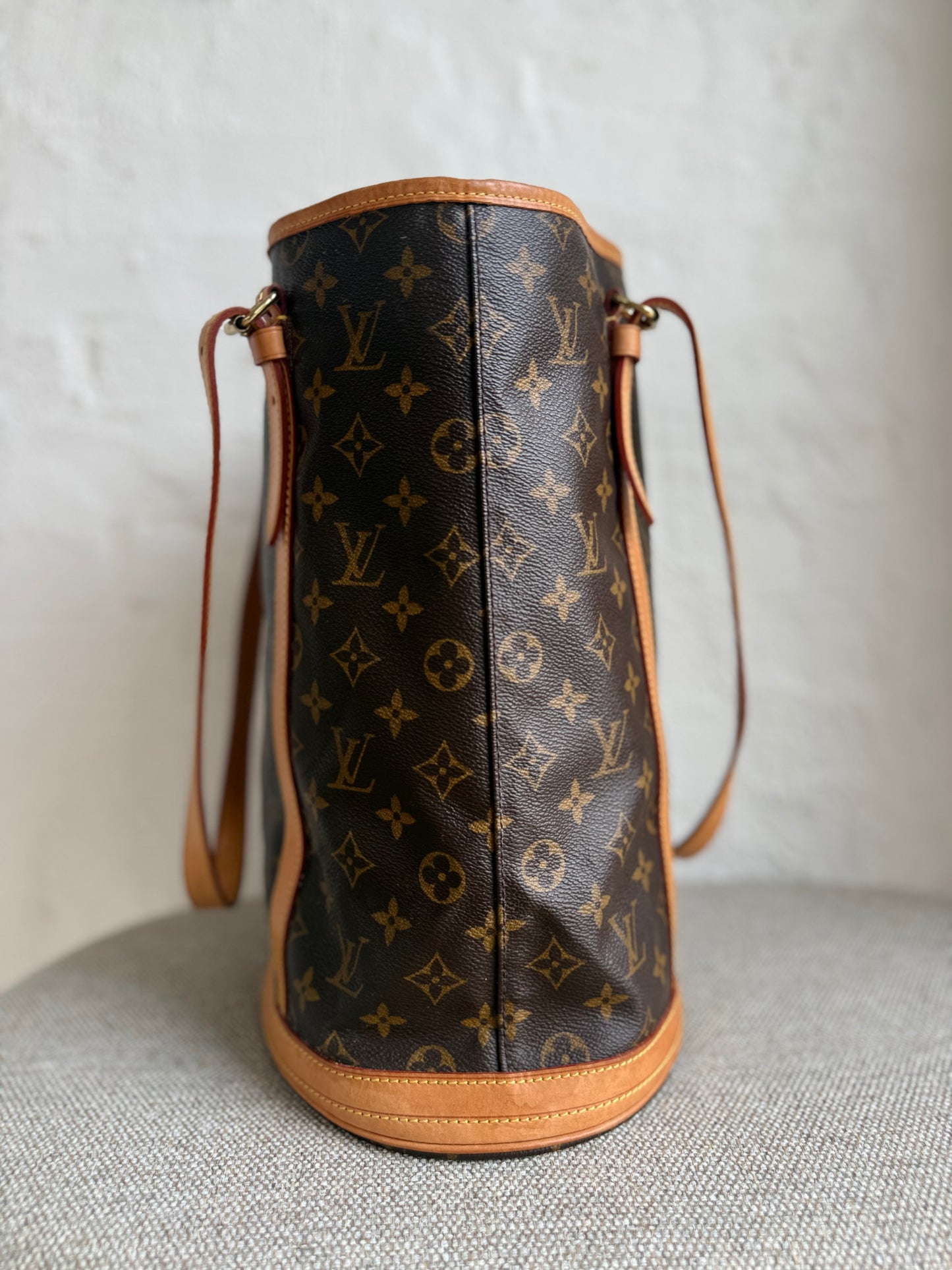 Louis Vuitton Bucket GM