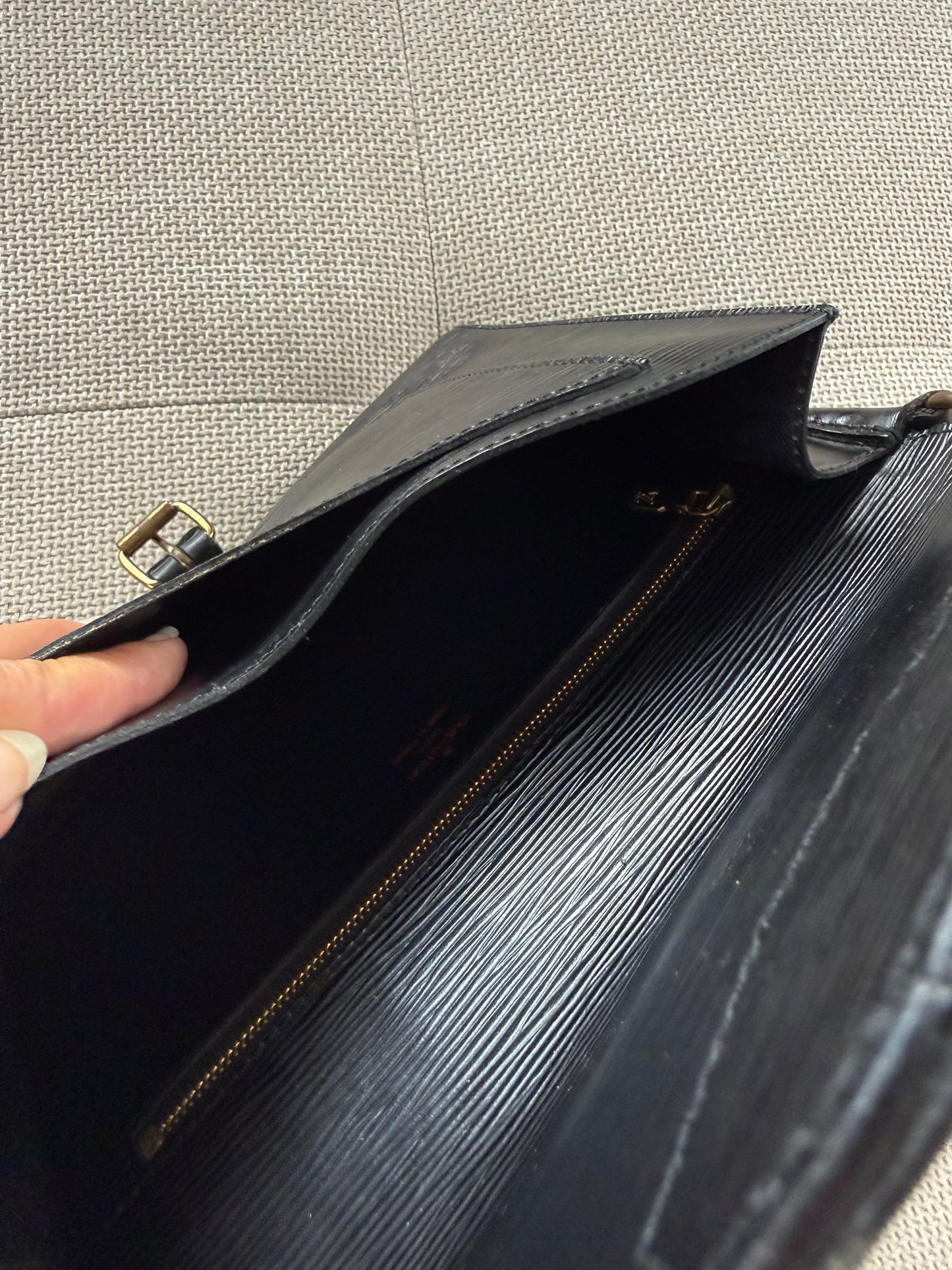 Louis Vuitton SAC Biface Epi