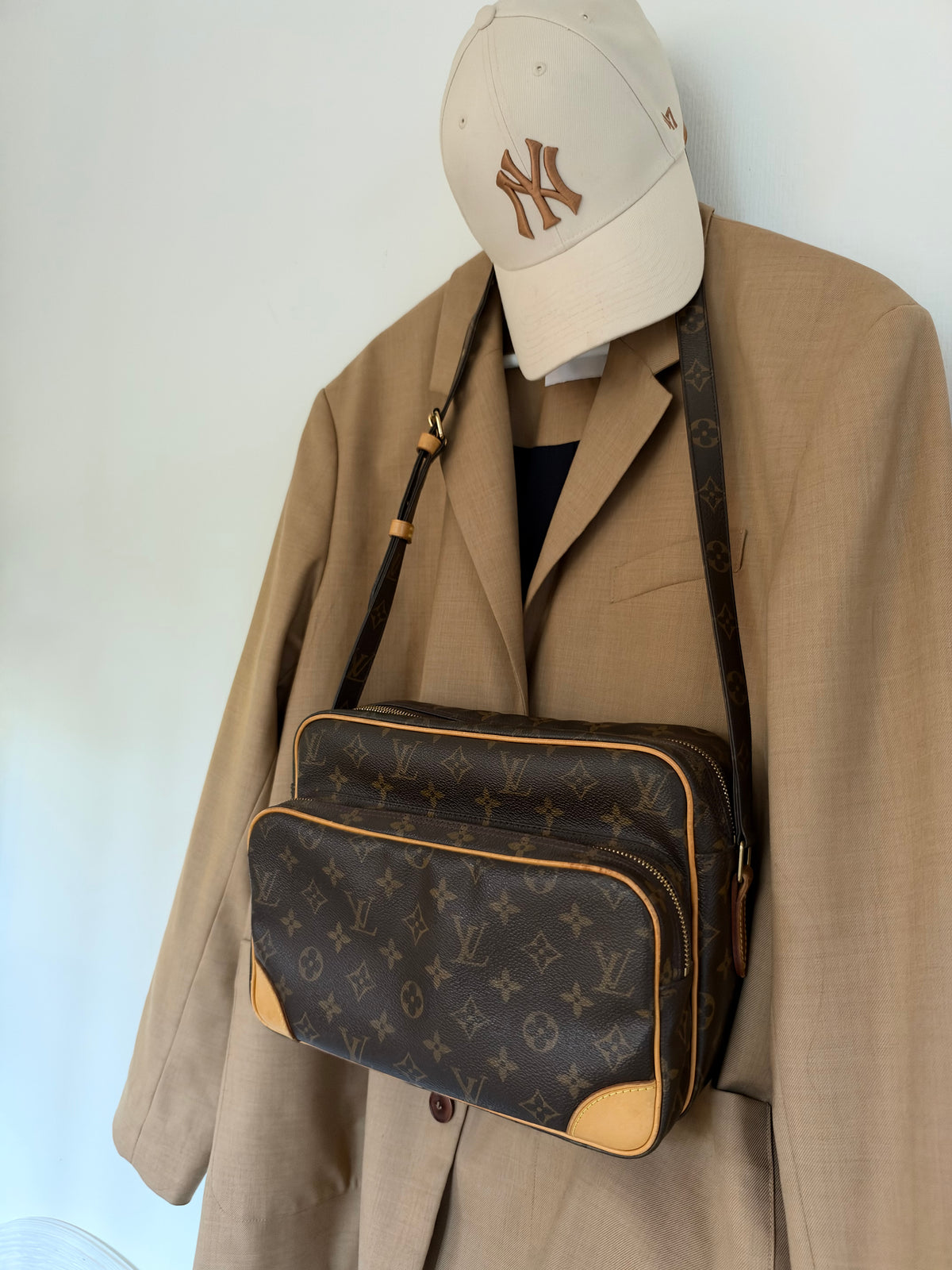 Louis Vuitton Nile bag