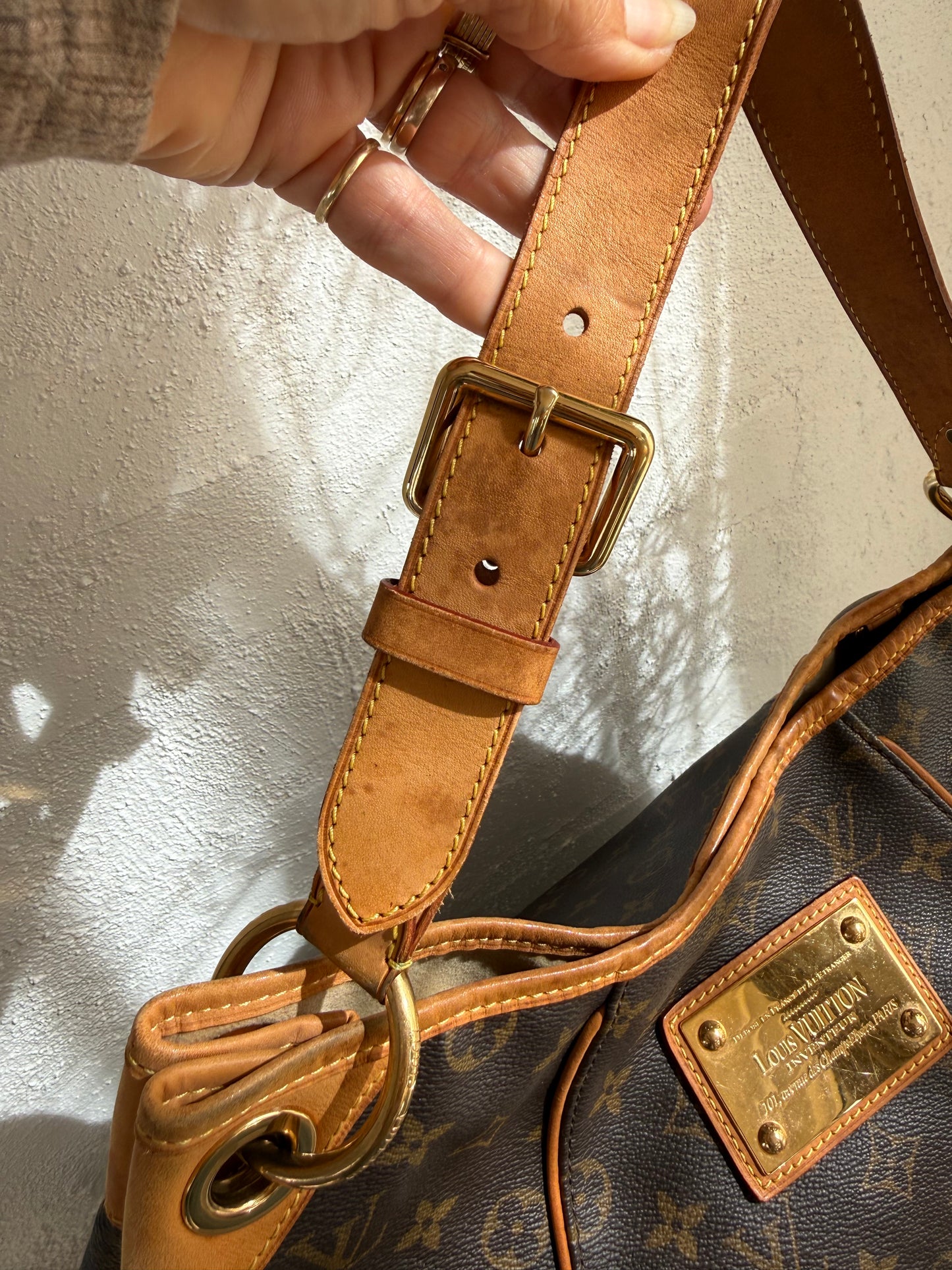 Louis Vuitton Galliera PM