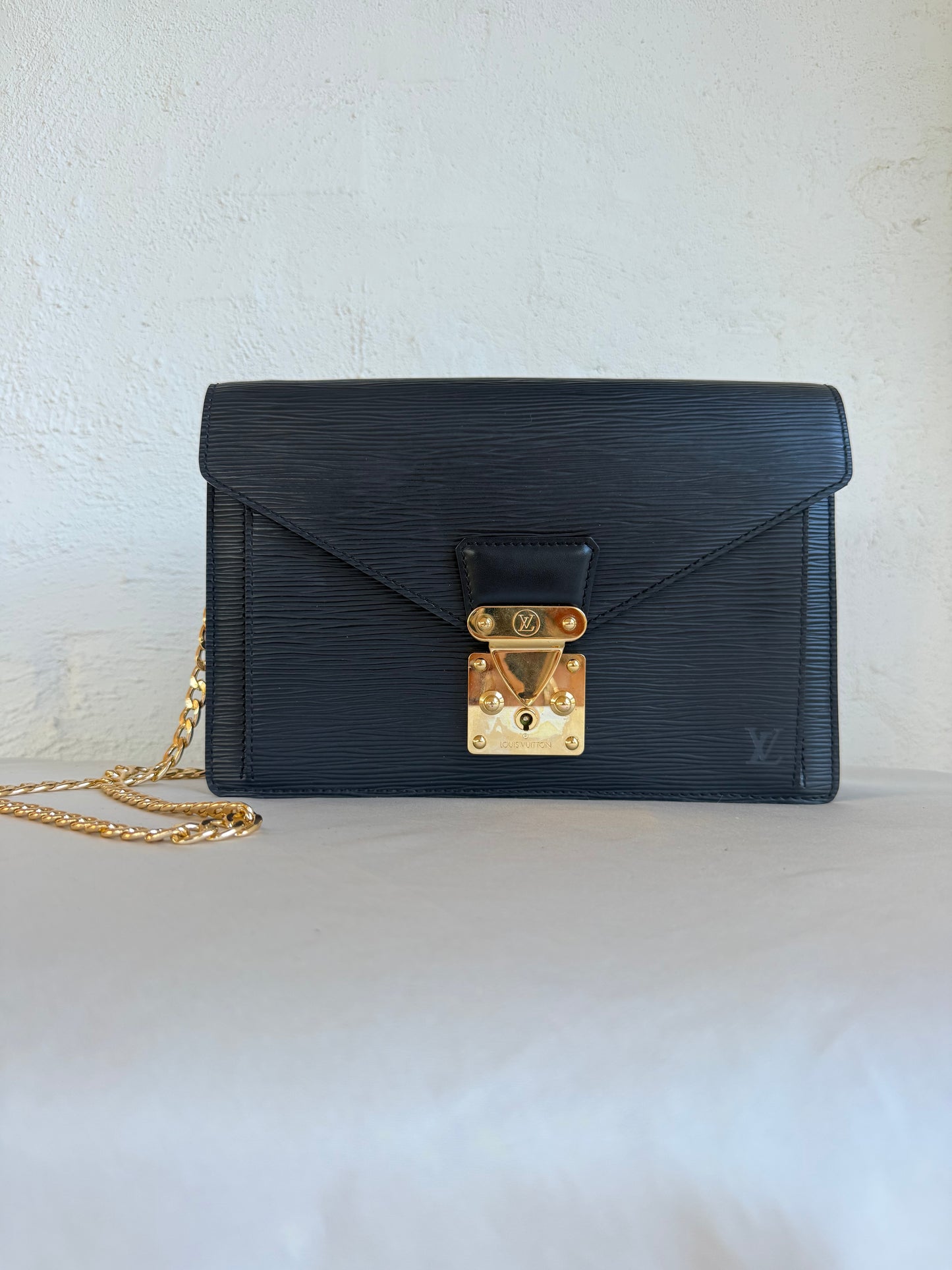 Louis Vuitton Epi Dragonne wrist/shoulder bag