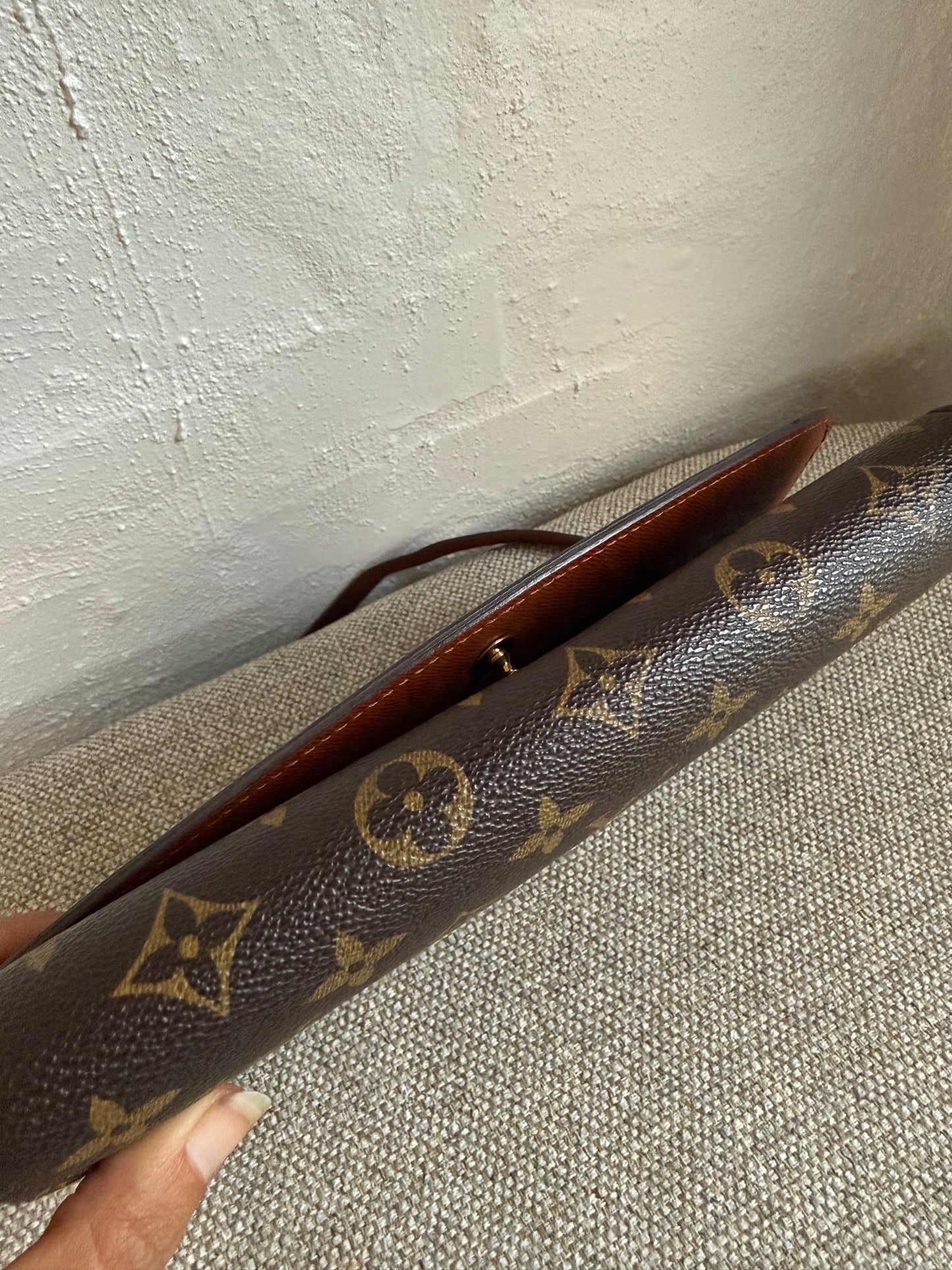 Louis Vuitton Bordeaux 2-way bag