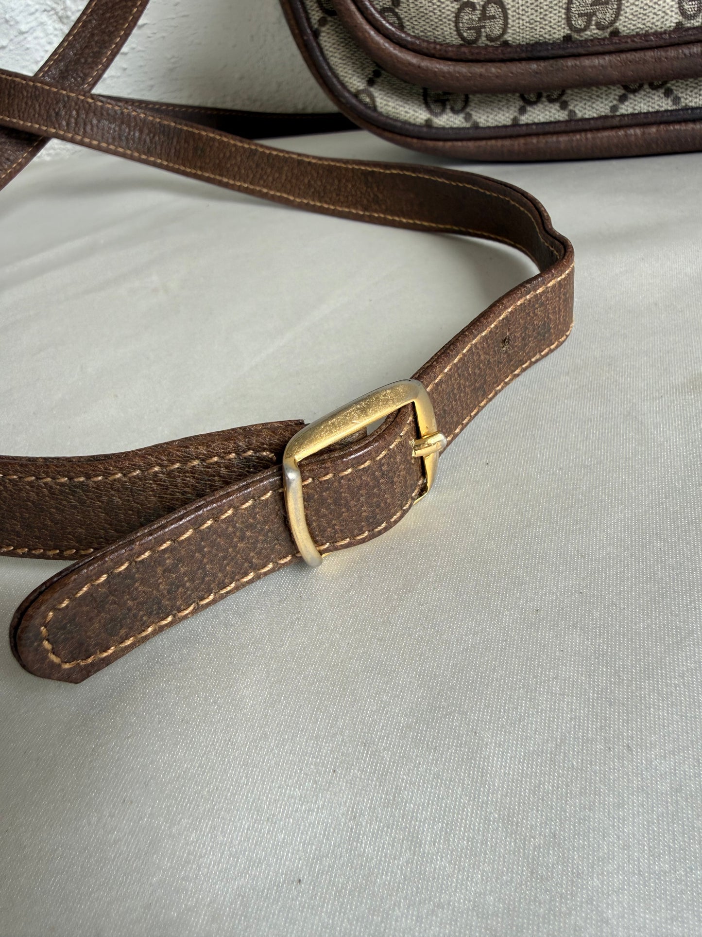 Gucci Crossbody bag