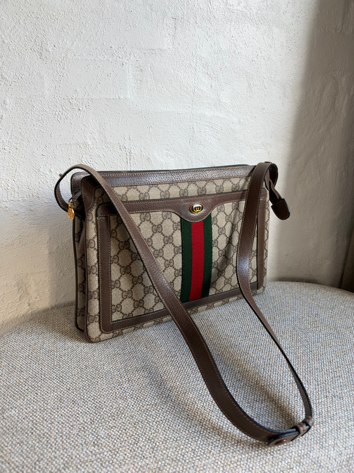 Gucci shoulder/cross body