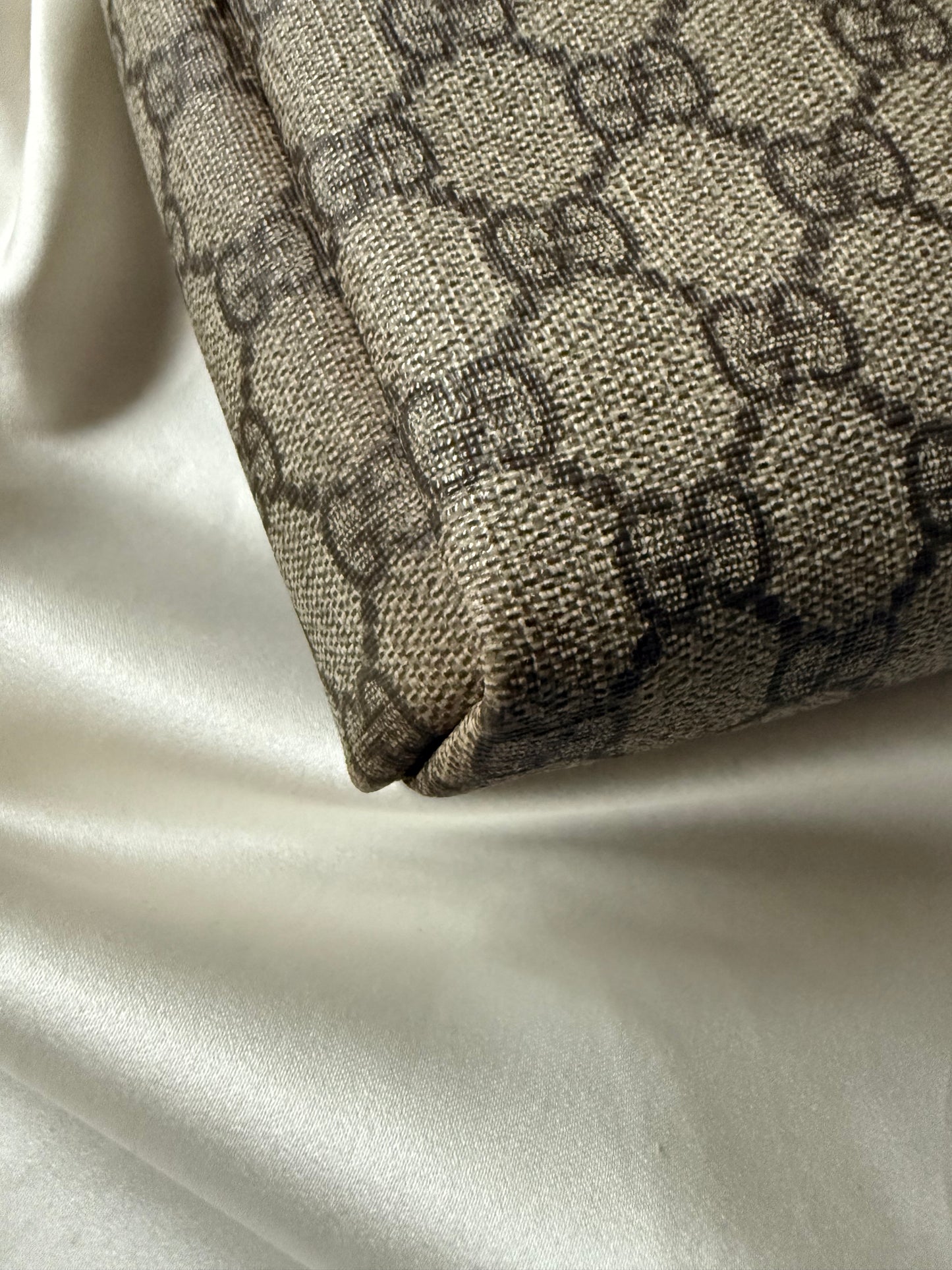 Gucci Crossbody Messenger