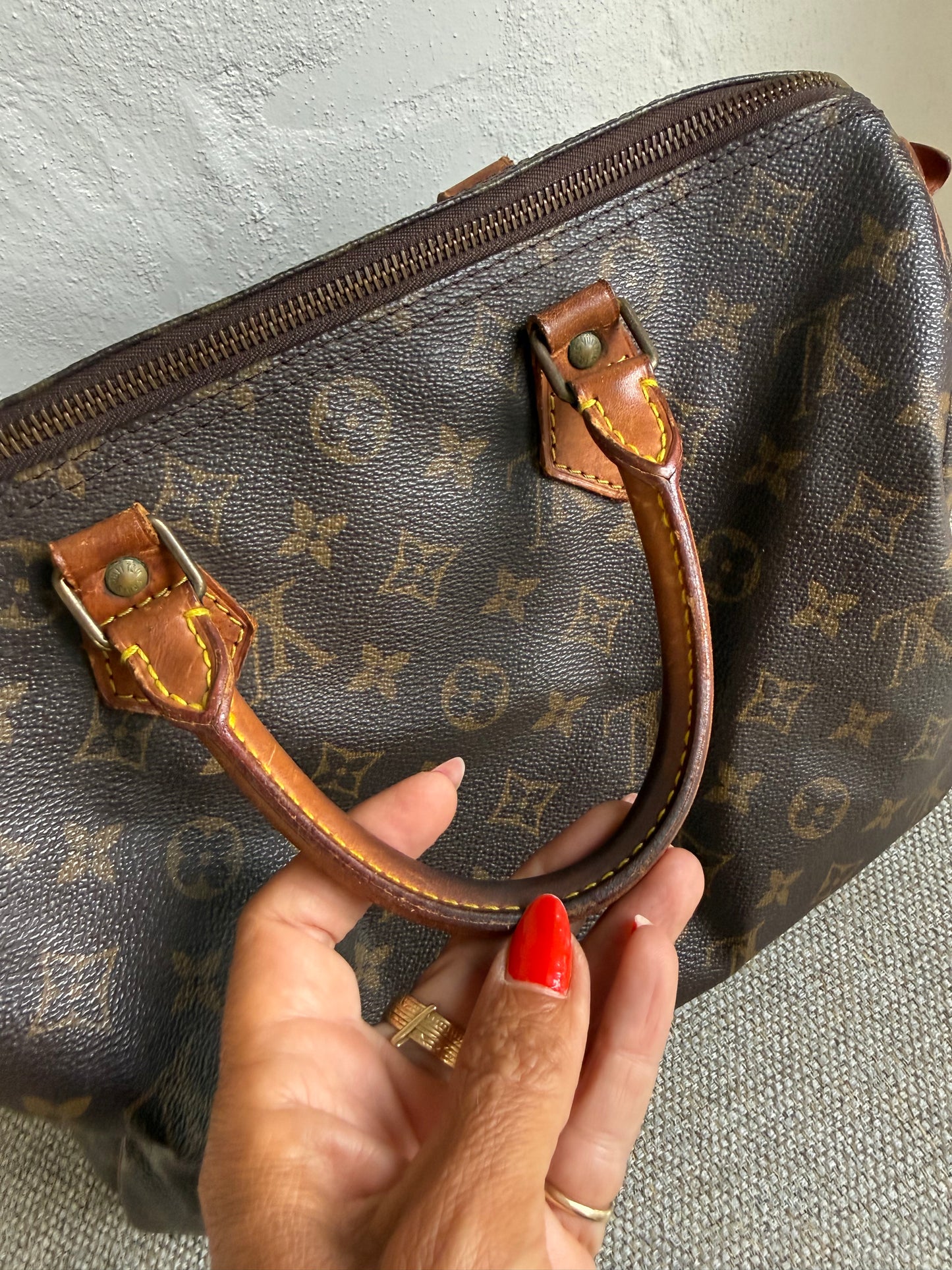Louis Vuitton Speedy 30