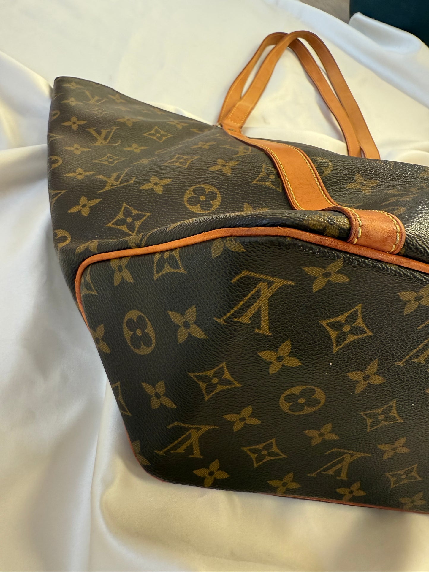 Louis Vuitton SAC shopper