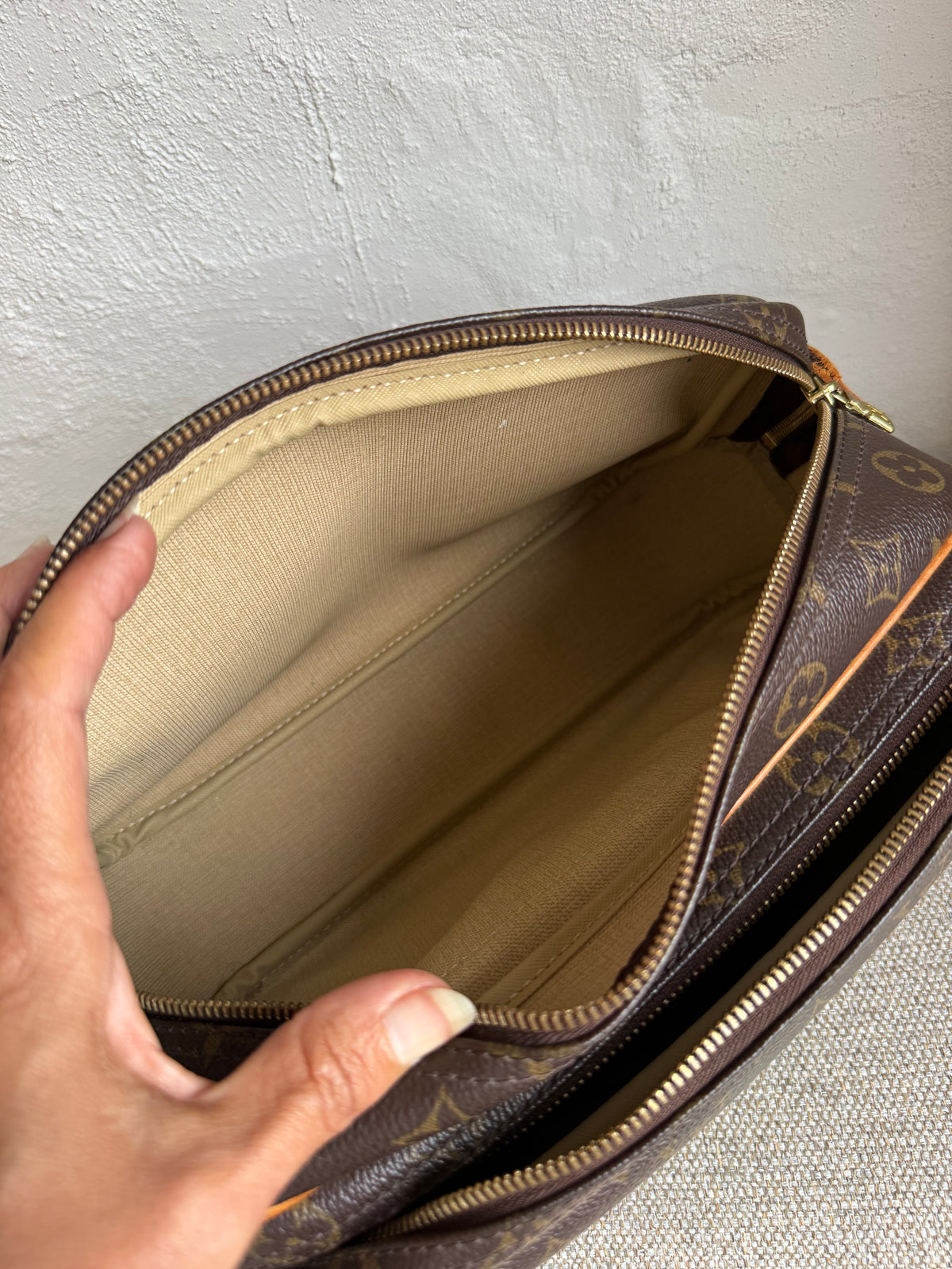 Louis Vuitton Reporter PM