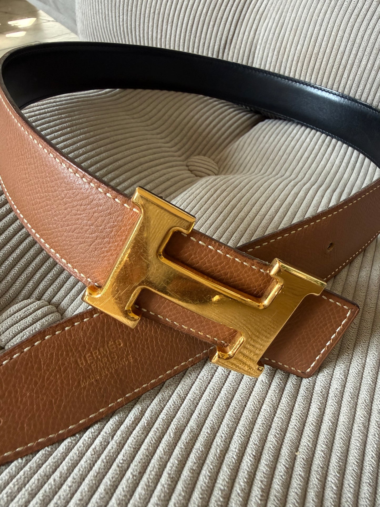 Hermés Reversible H belt