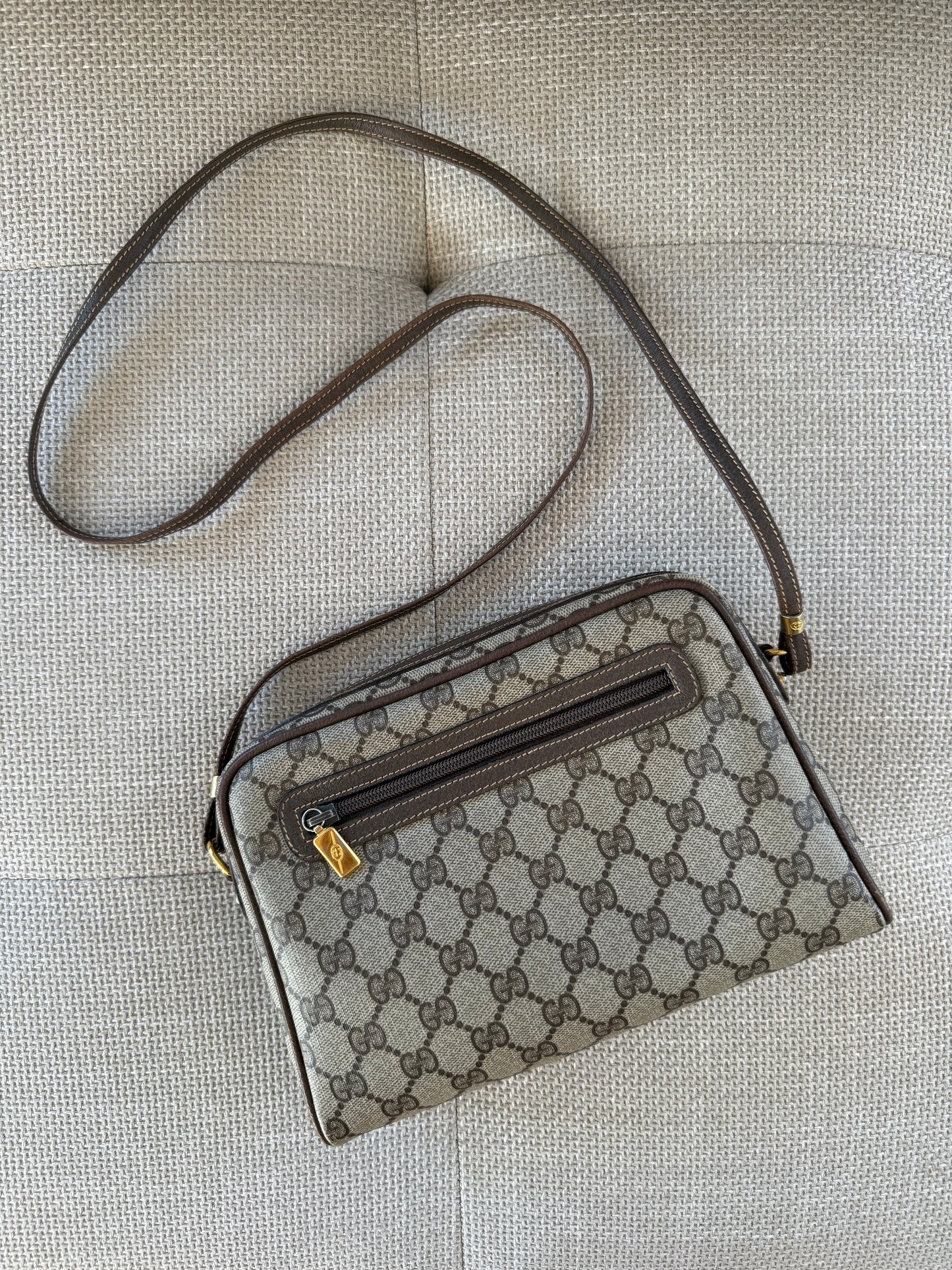 Gucci shoulder bag