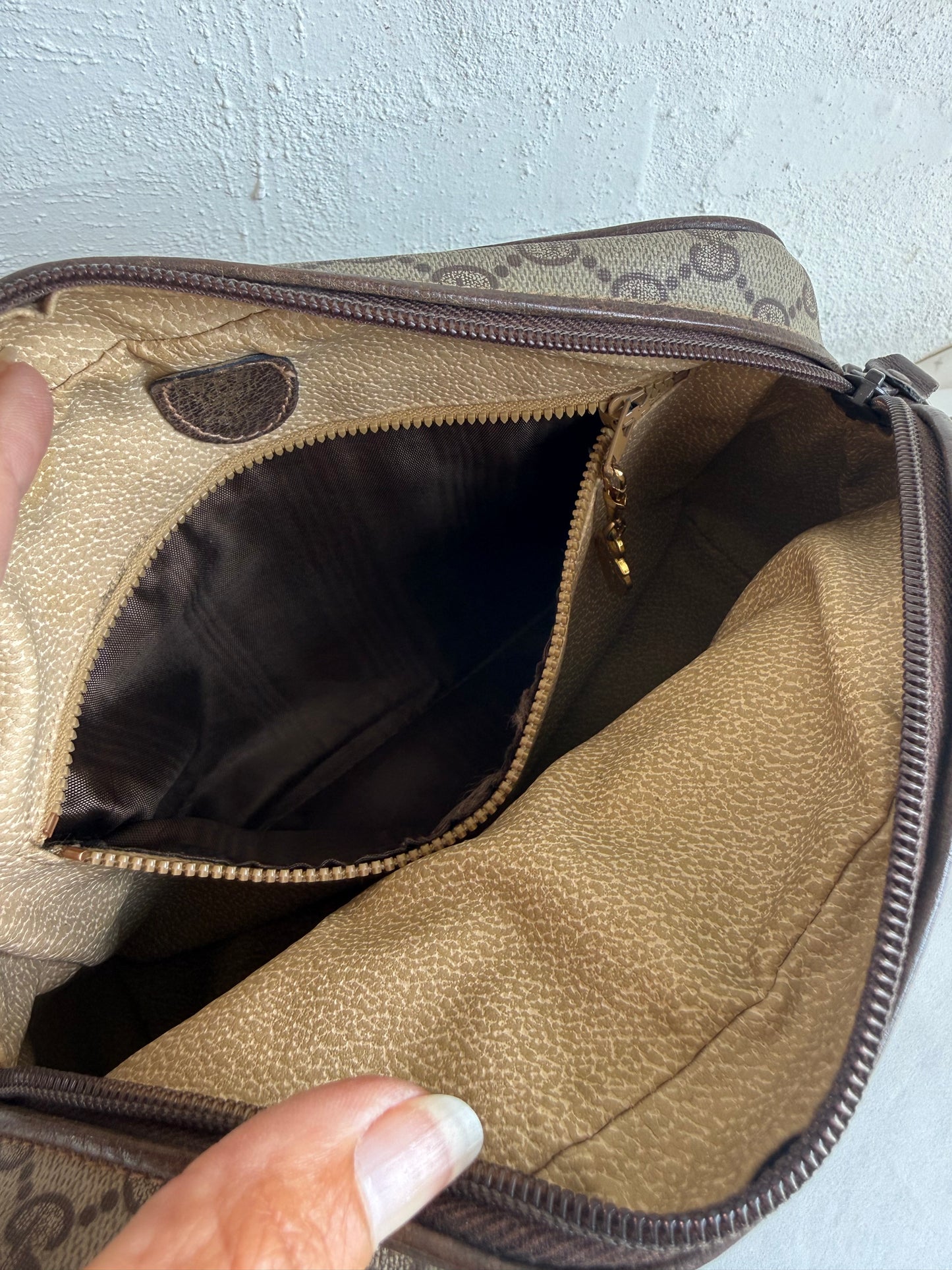 Gucci Crossbody bag