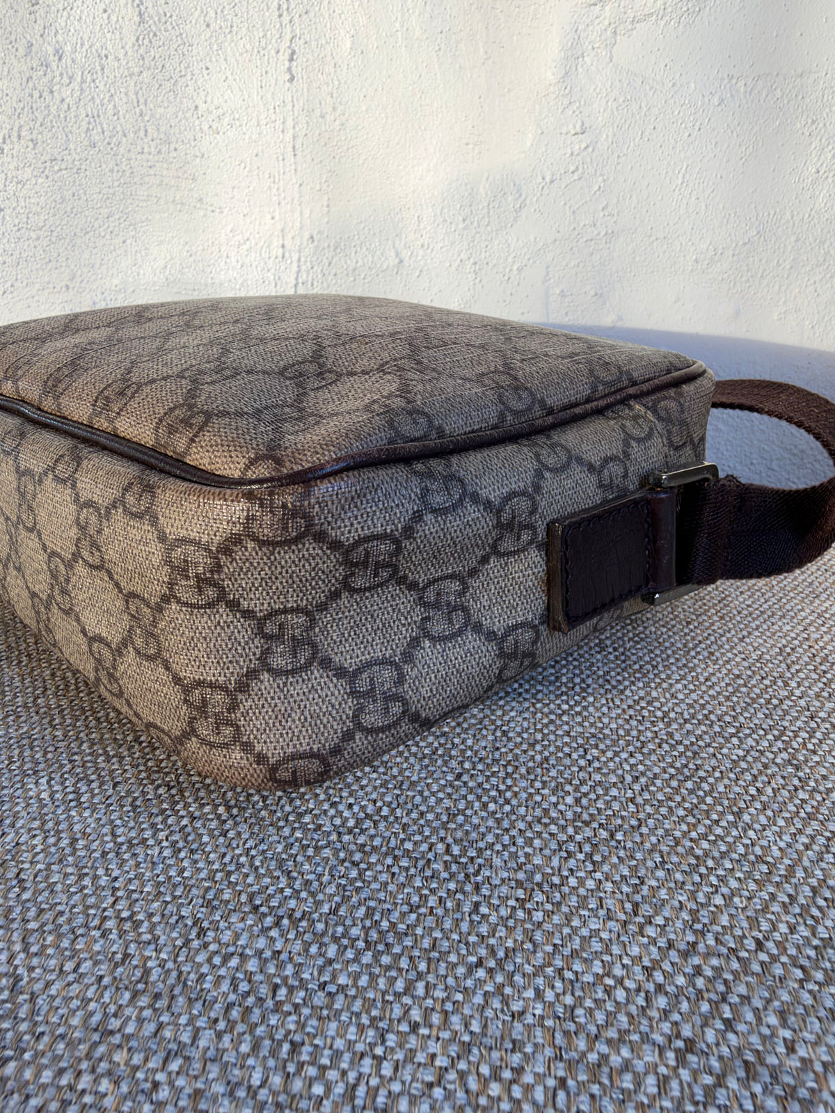Gucci Messenger bag