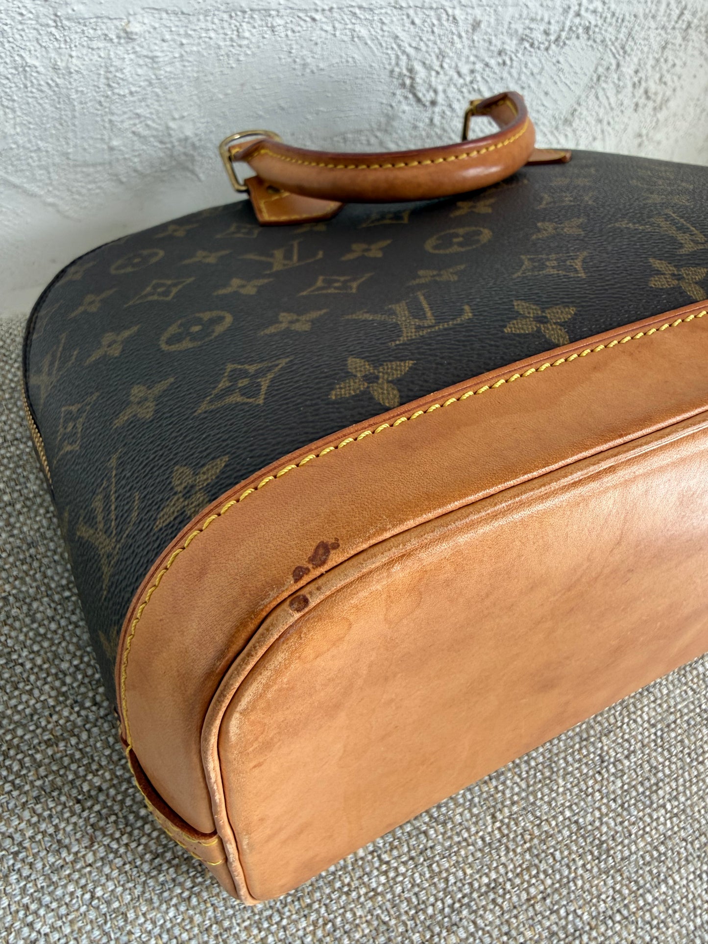 Louis Vuitton Alma