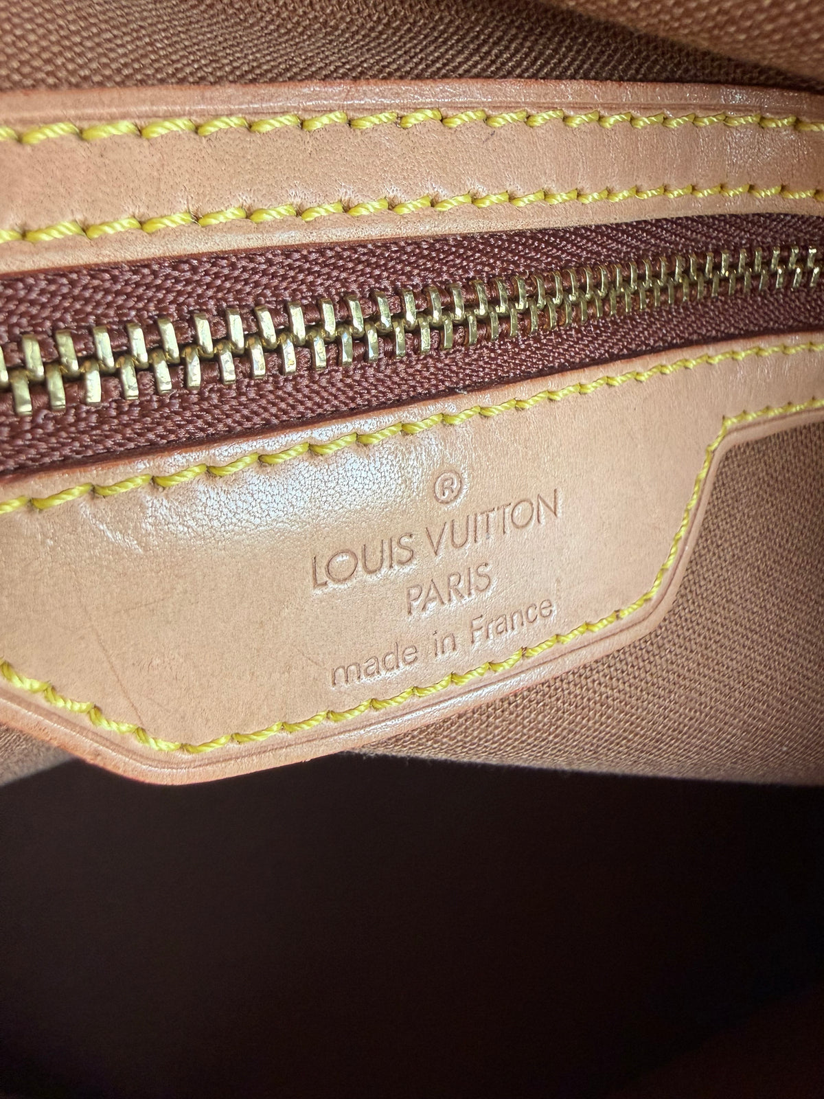 Louis Vuitton Cabas Mezzo