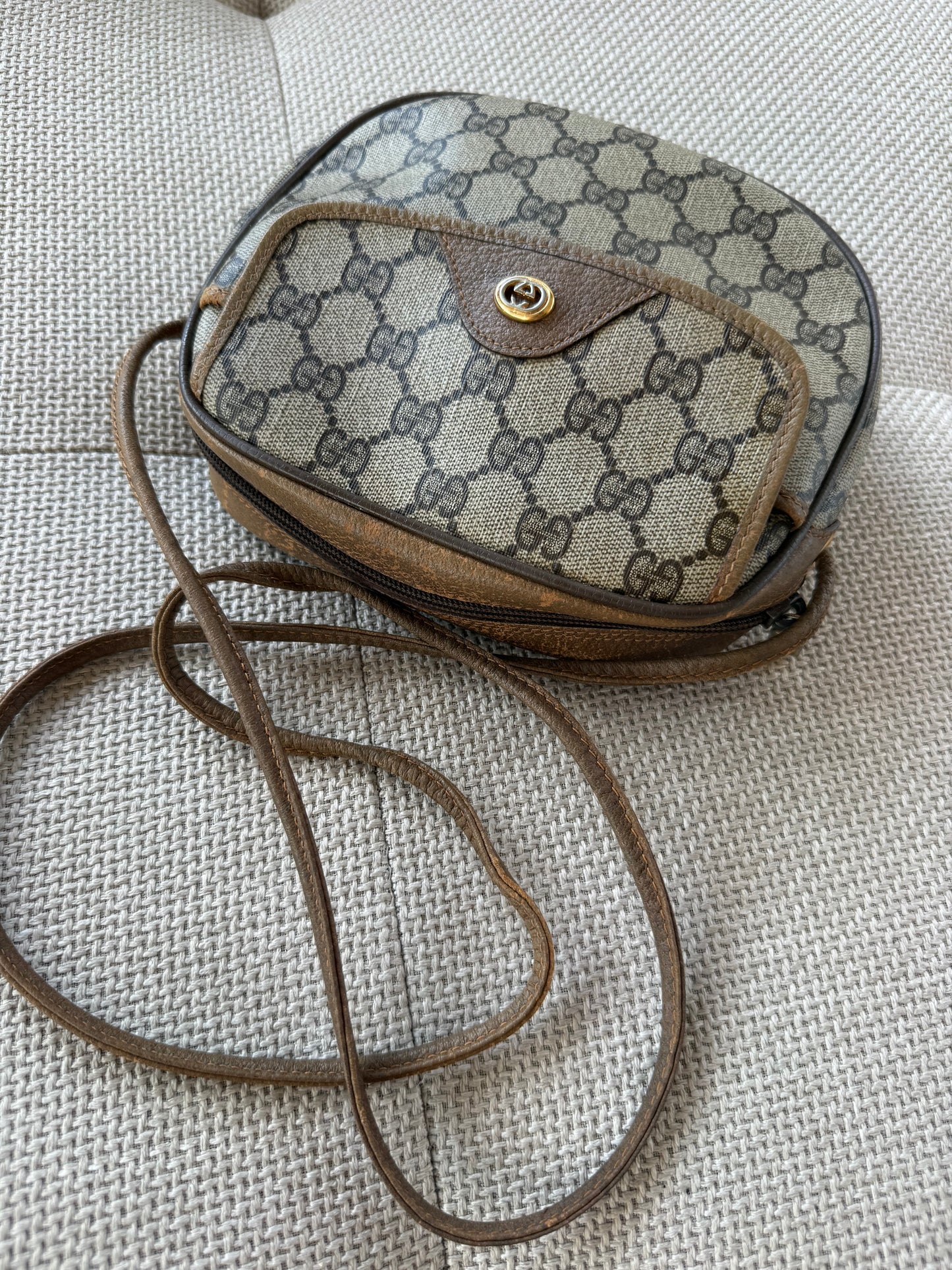 Gucci Crossbody bag
