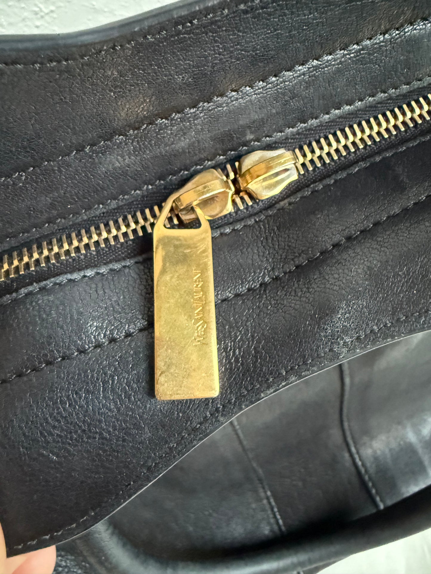 Yves Saint Laurent Cabas