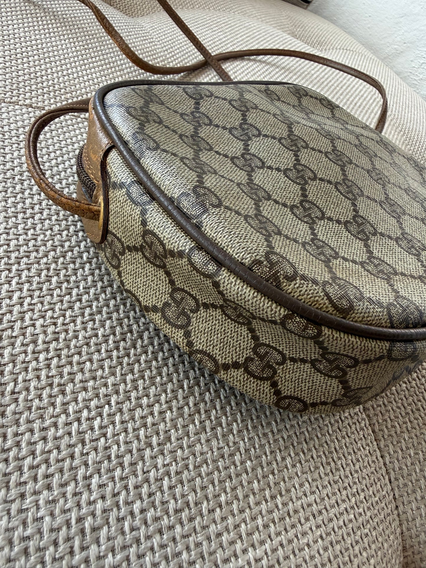 Gucci Crossbody bag