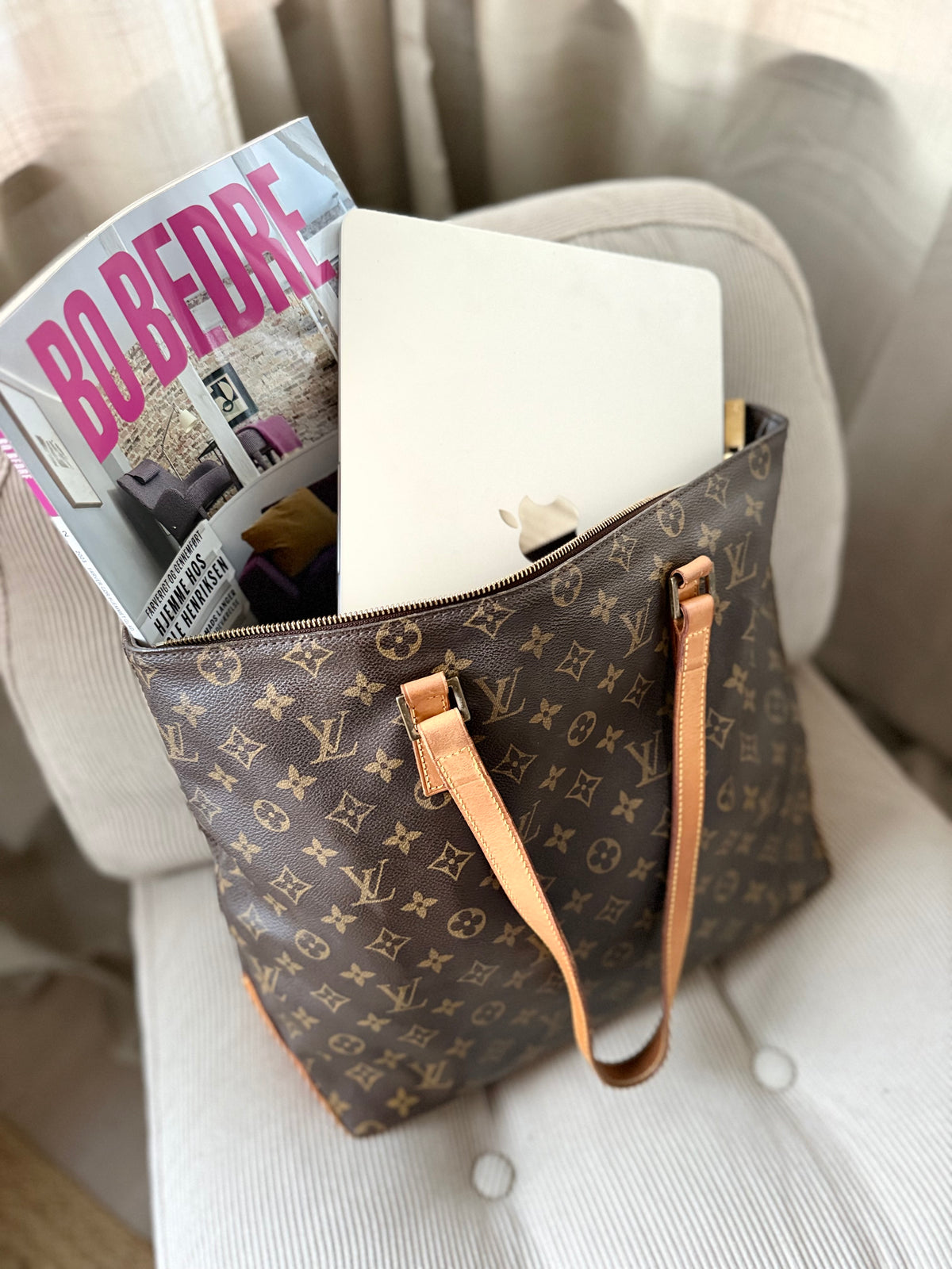 Louis Vuitton Cabas Mezzo