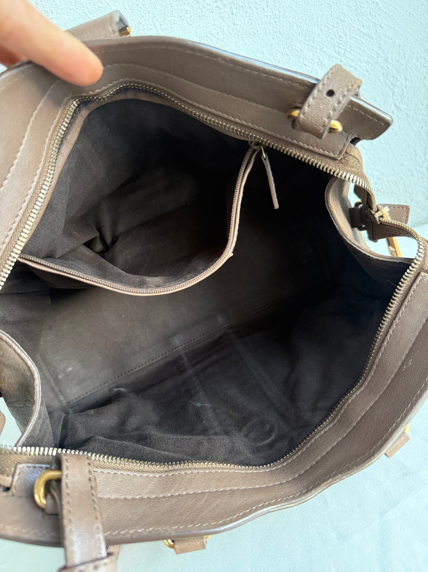 Yves Saint Laurent taske