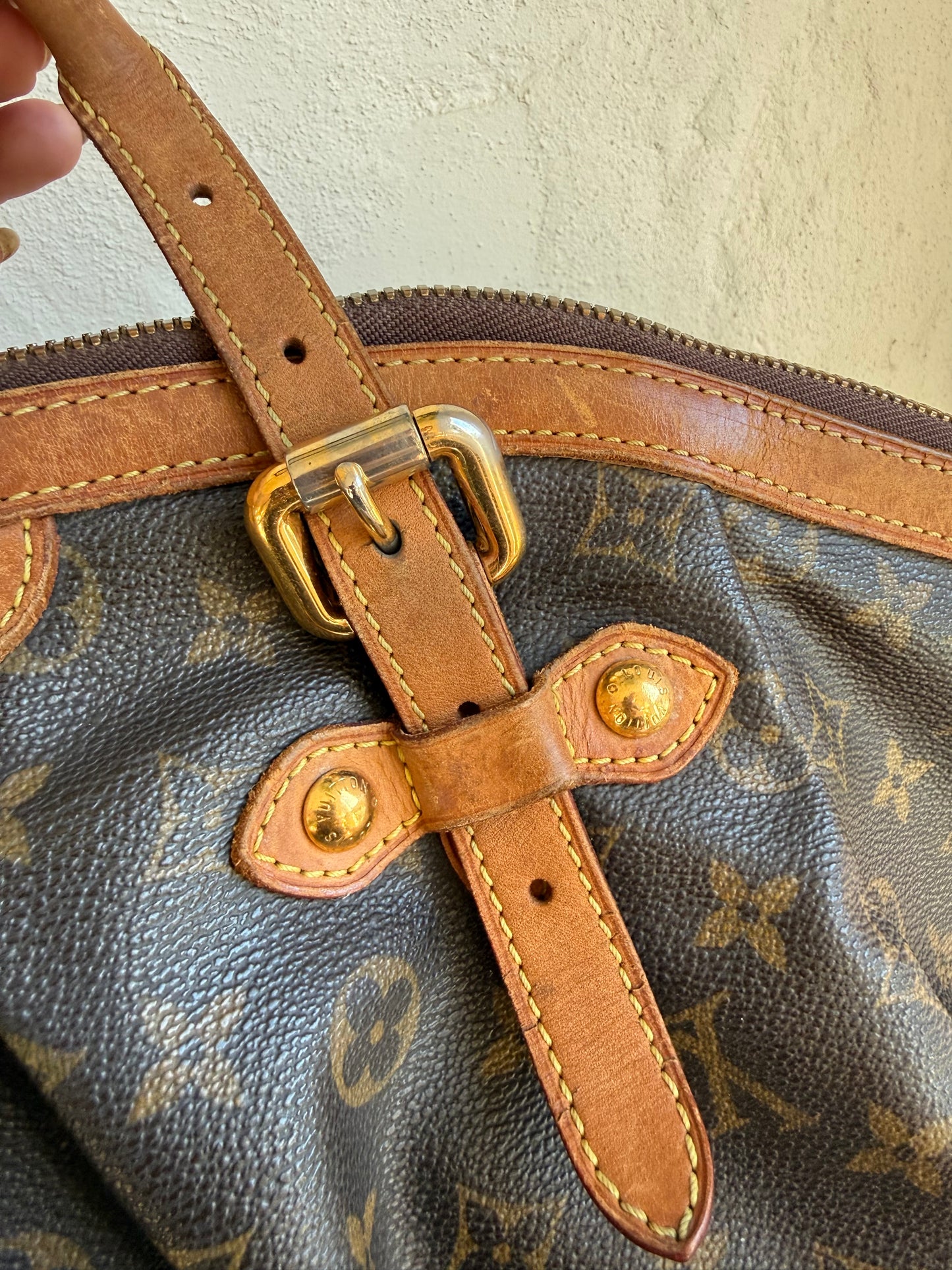 Louis Vuitton Tivoli GM