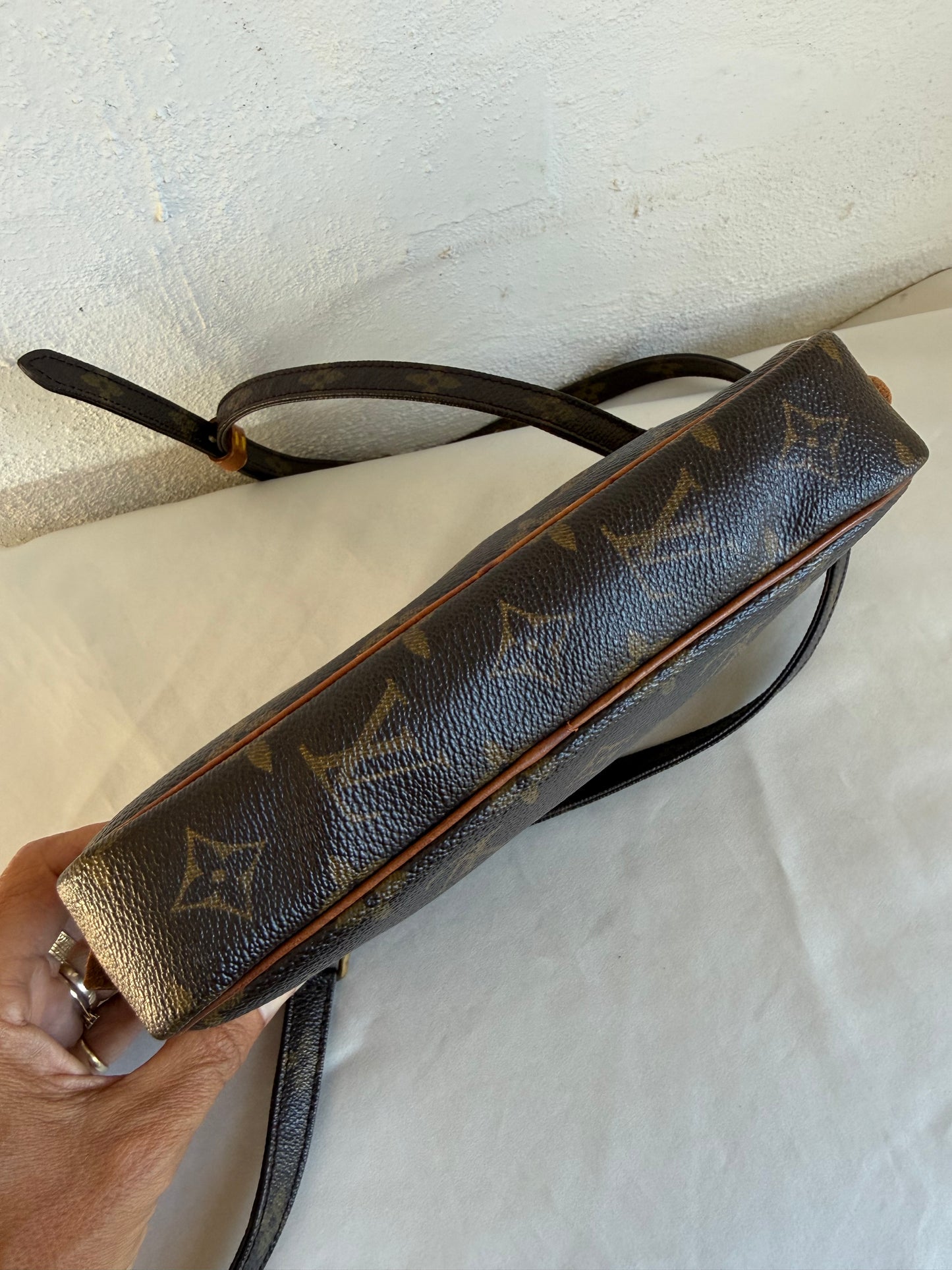 Louis Vuitton Marly Bandouliere