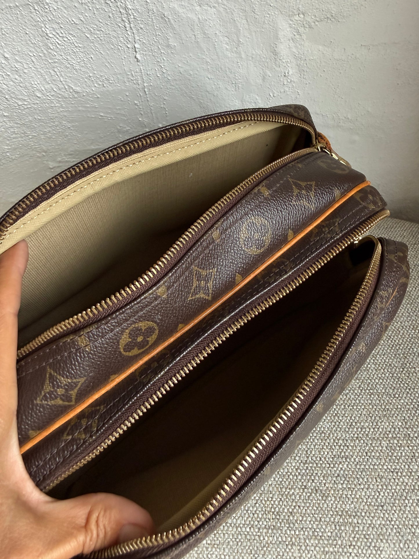 Louis Vuitton Reporter PM