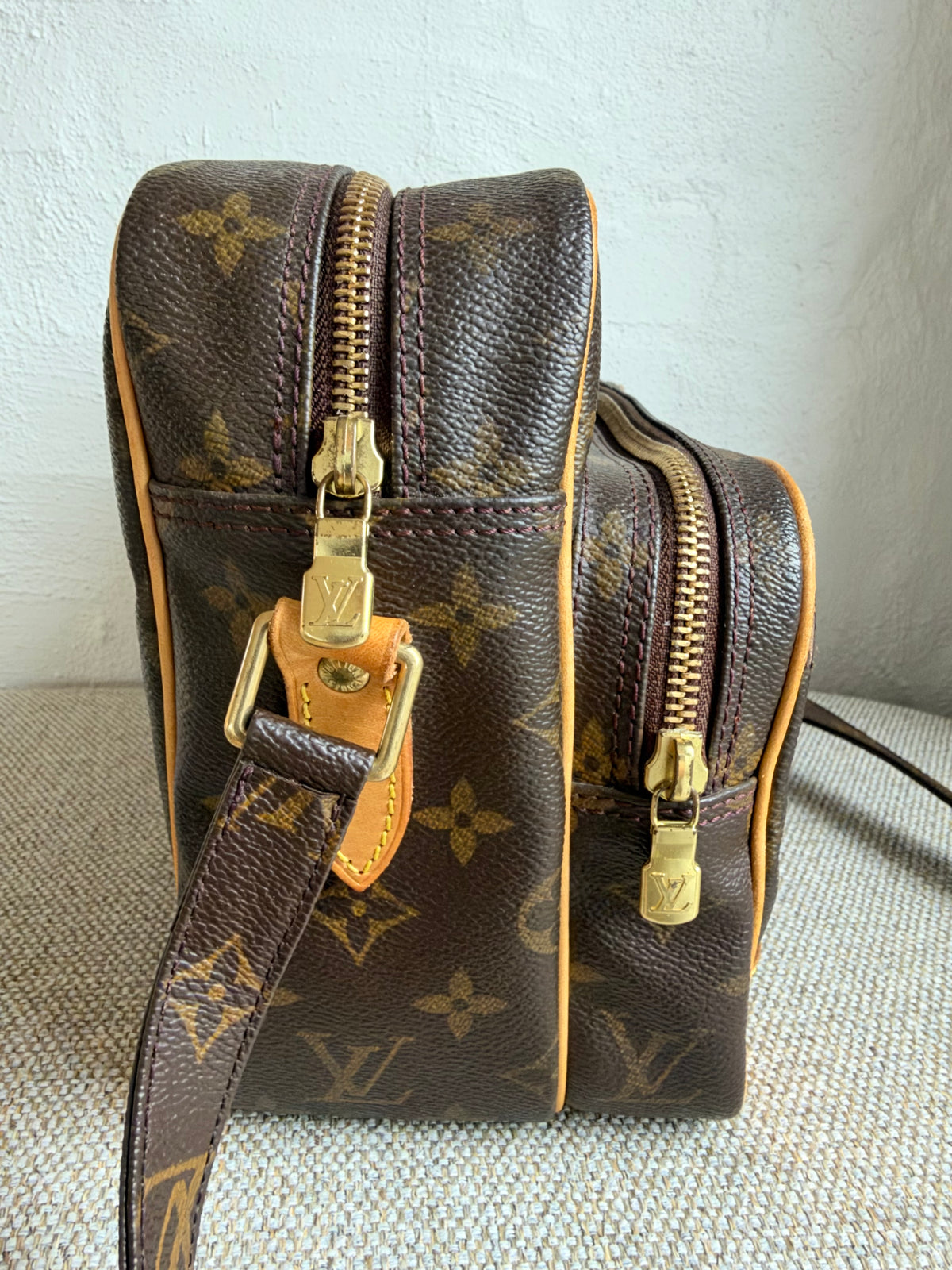 Louis Vuitton Nile bag