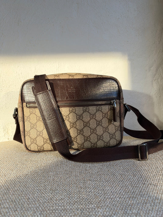 Gucci Messenger bag