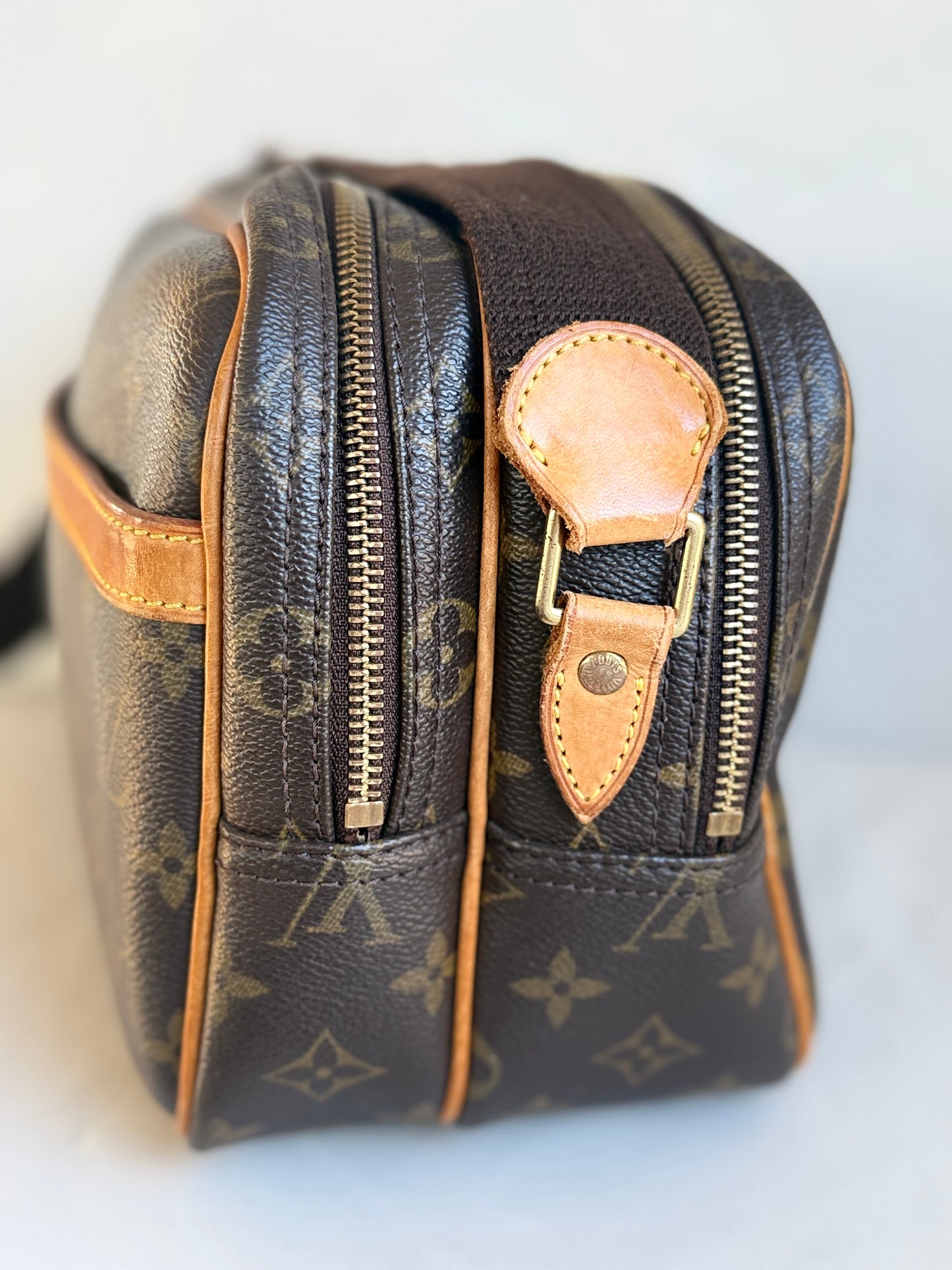 Louis Vuitton Reporter PM