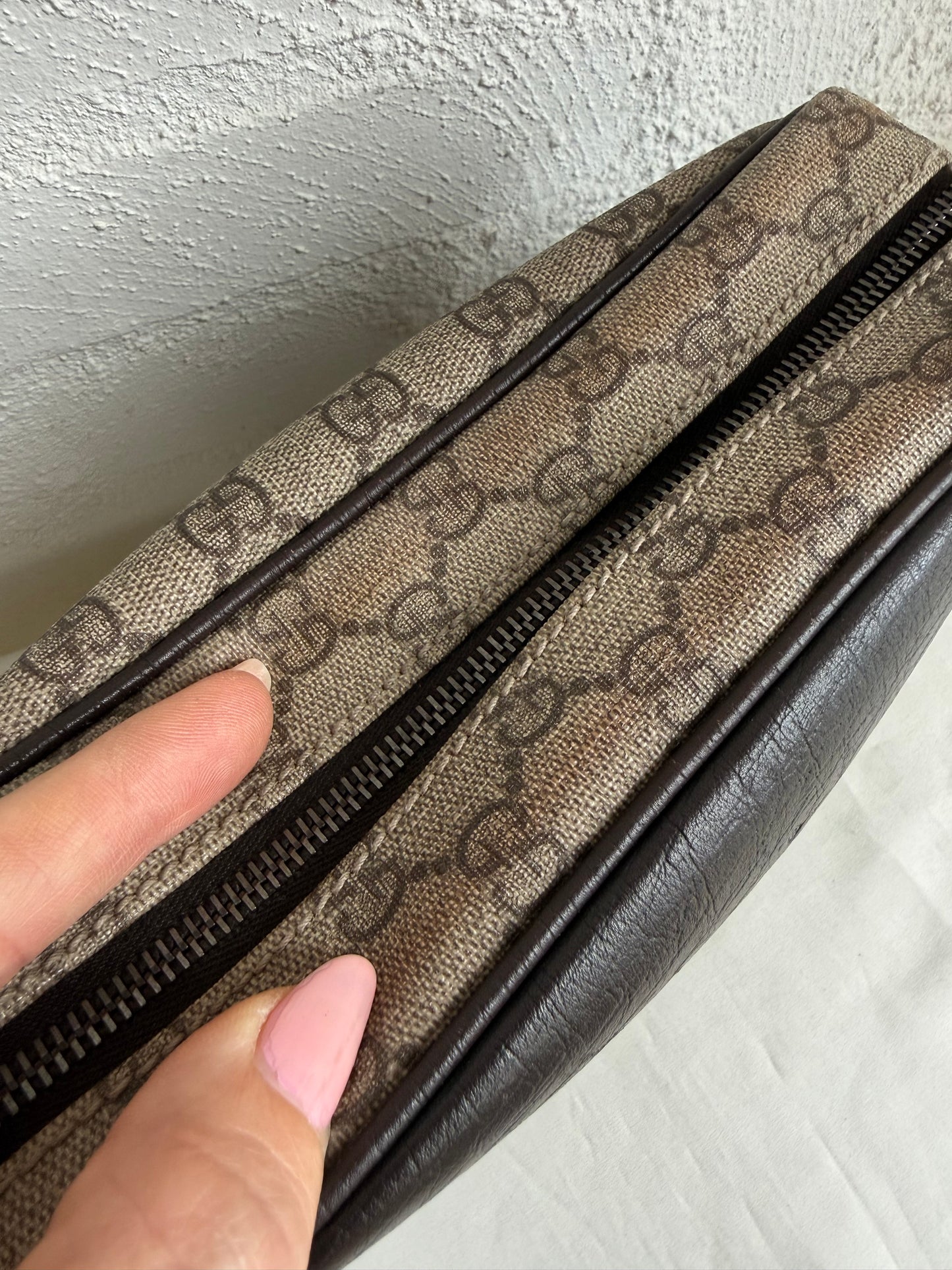 Gucci Messenger bag