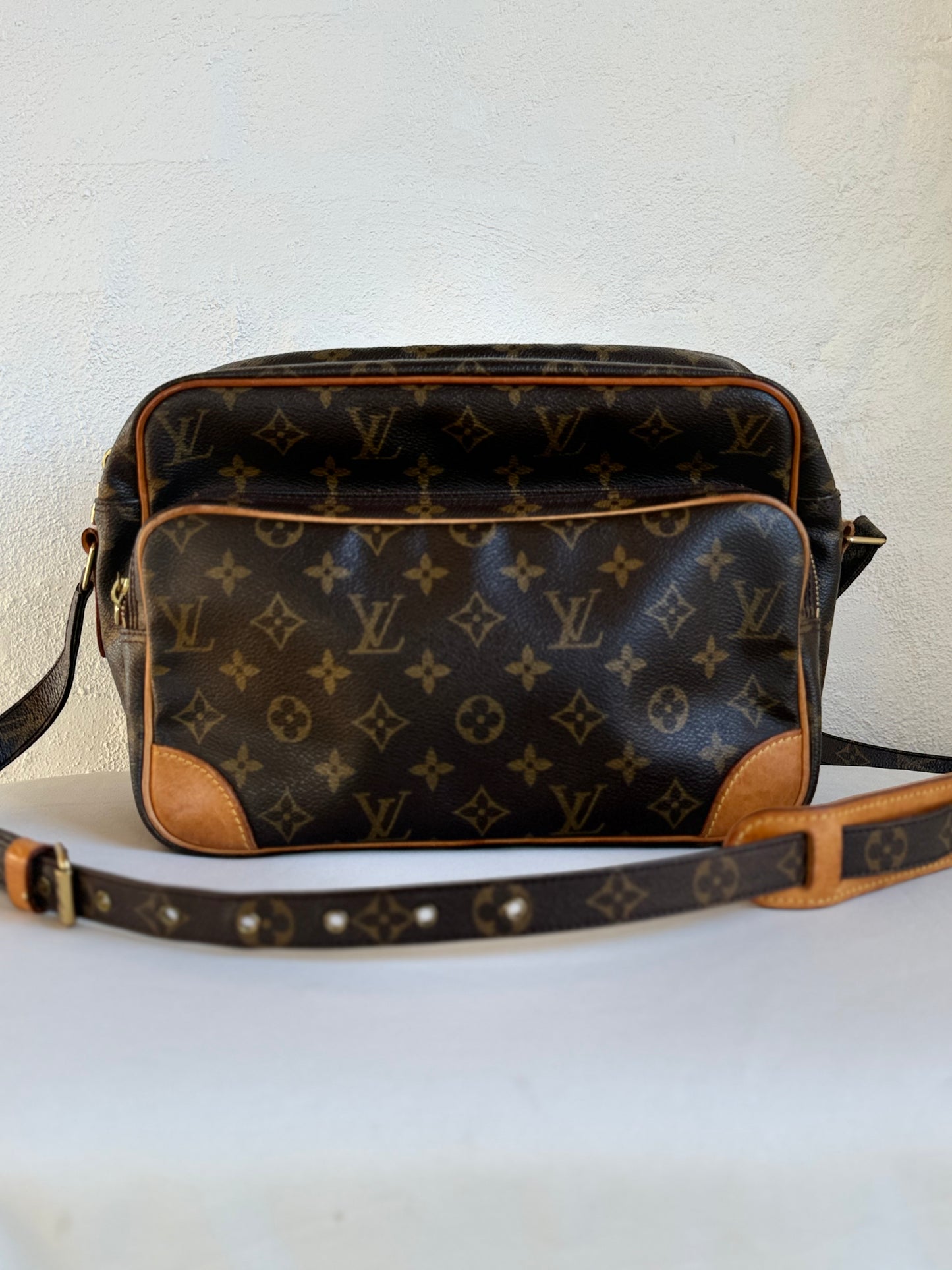Louis Vuitton Nile bag