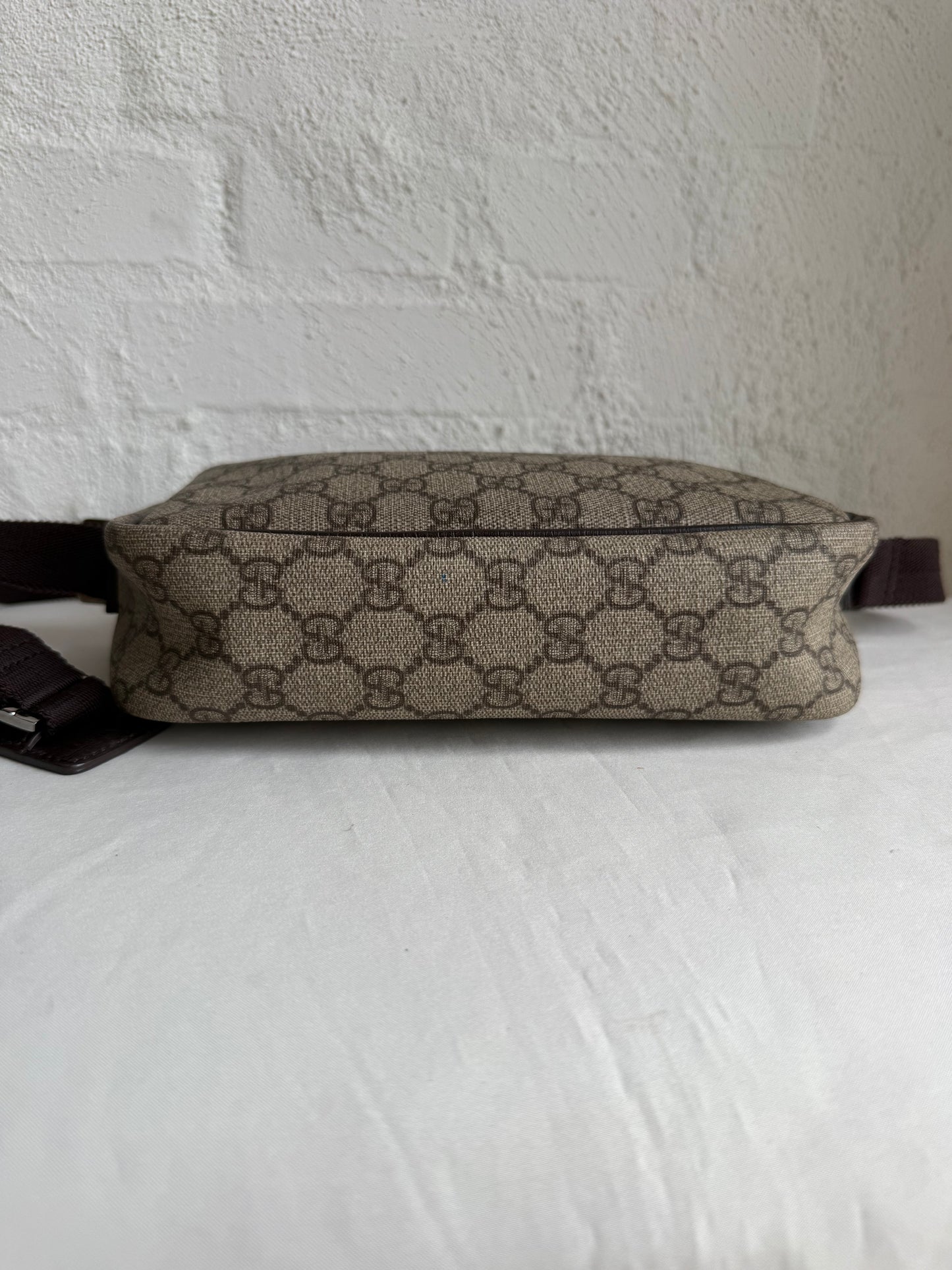 Gucci Messenger bag