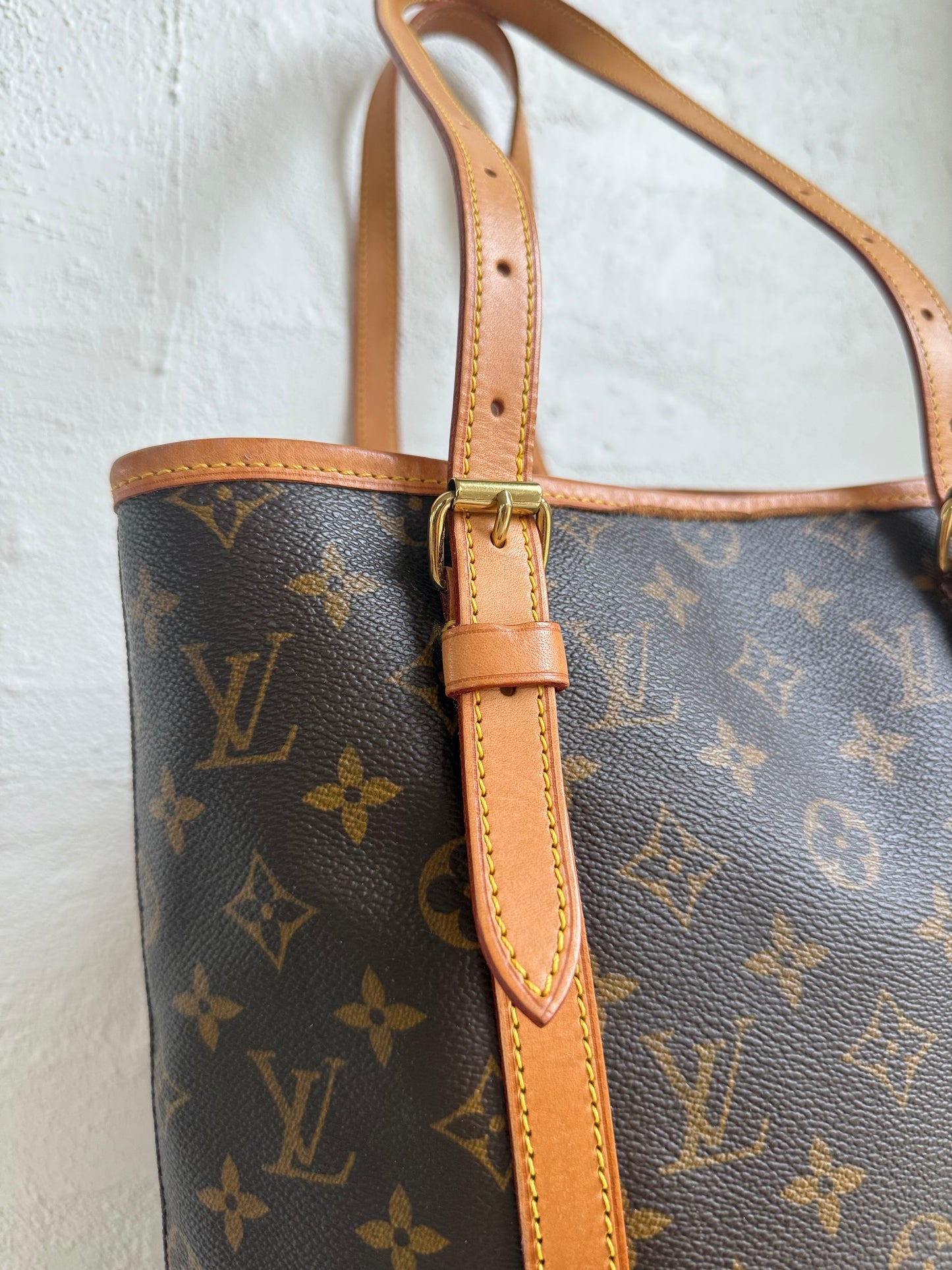 Louis Vuitton Bucket GM