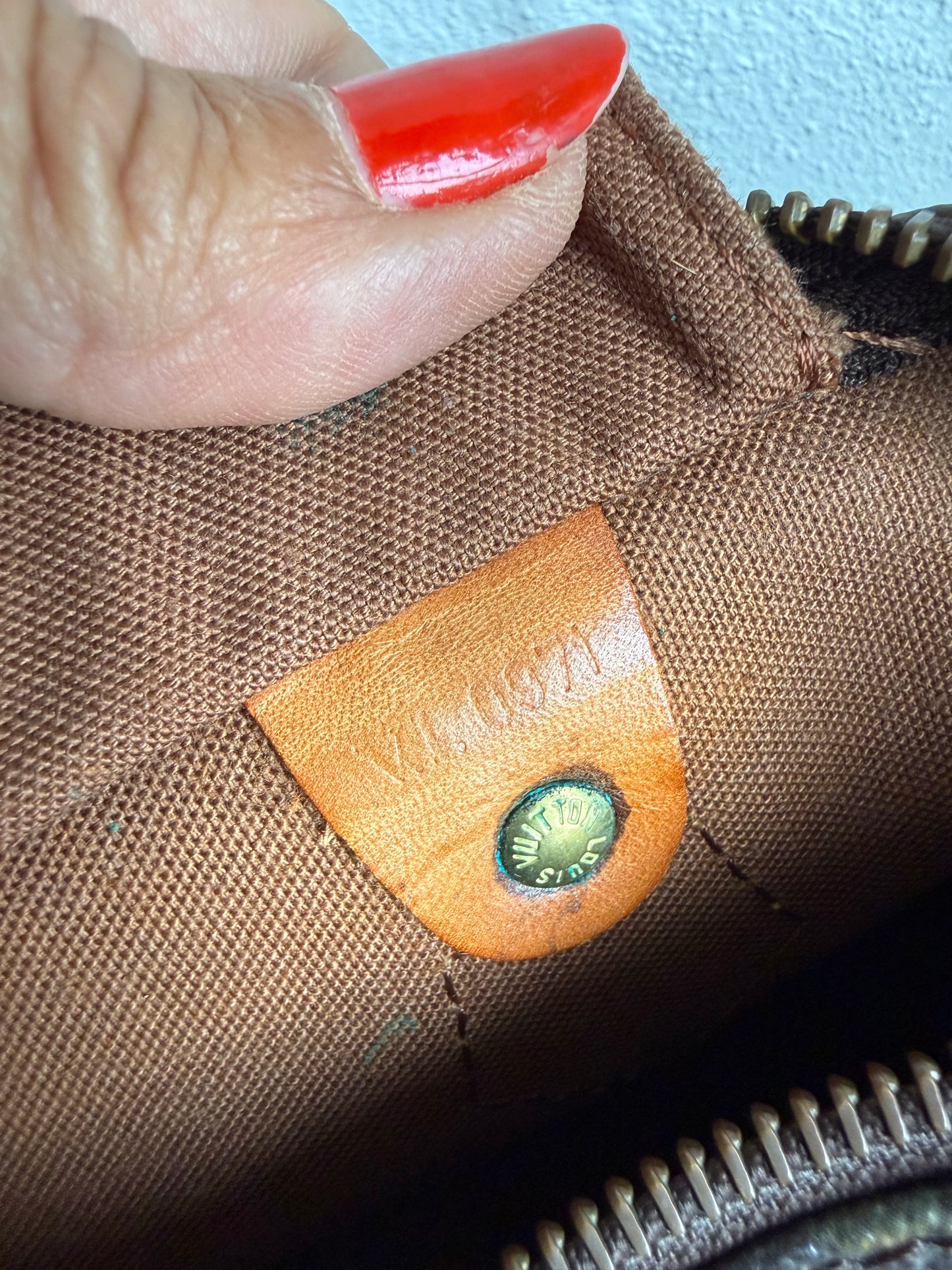 Louis Vuitton Speedy 30