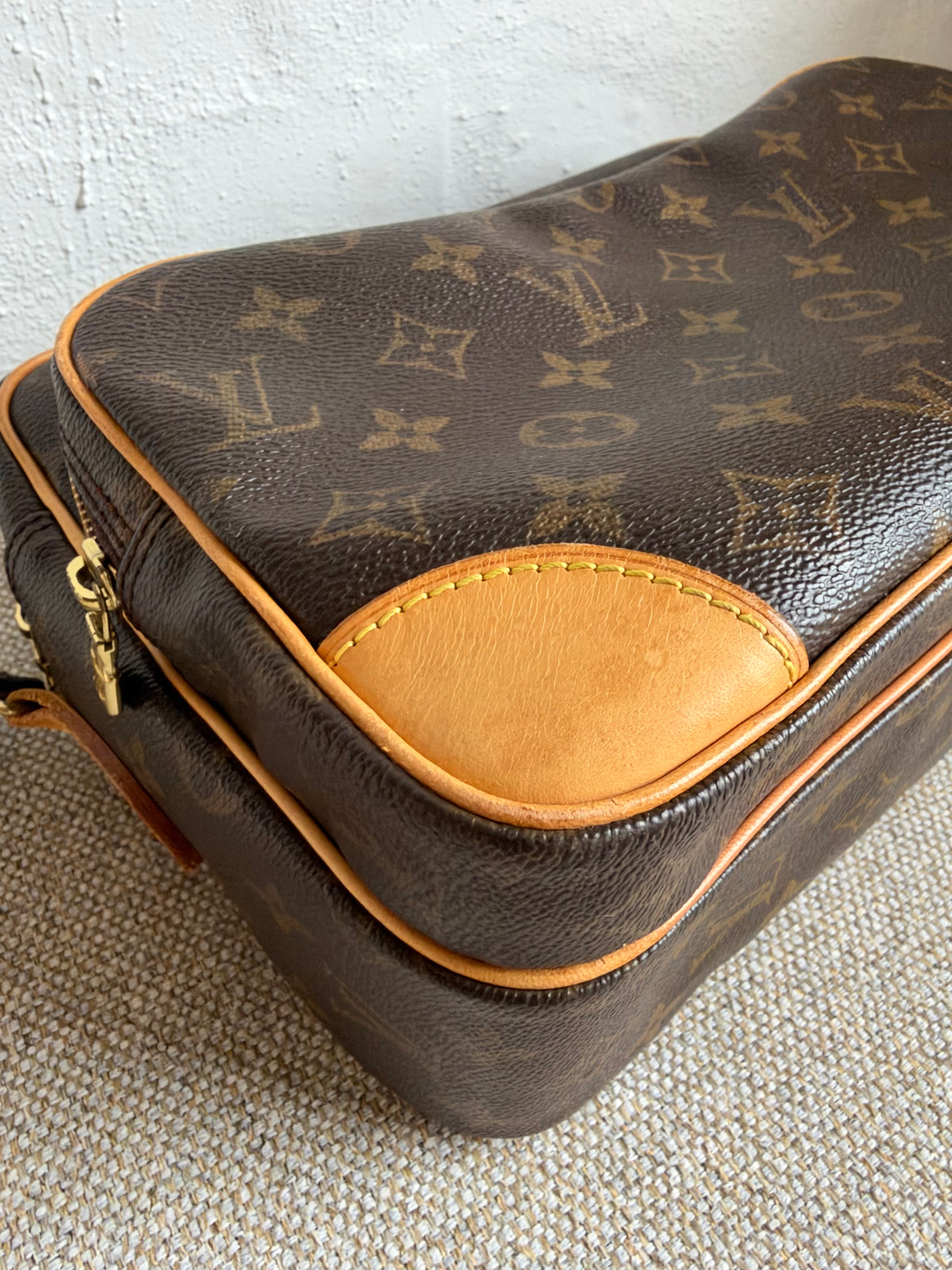 Louis Vuitton Nile bag