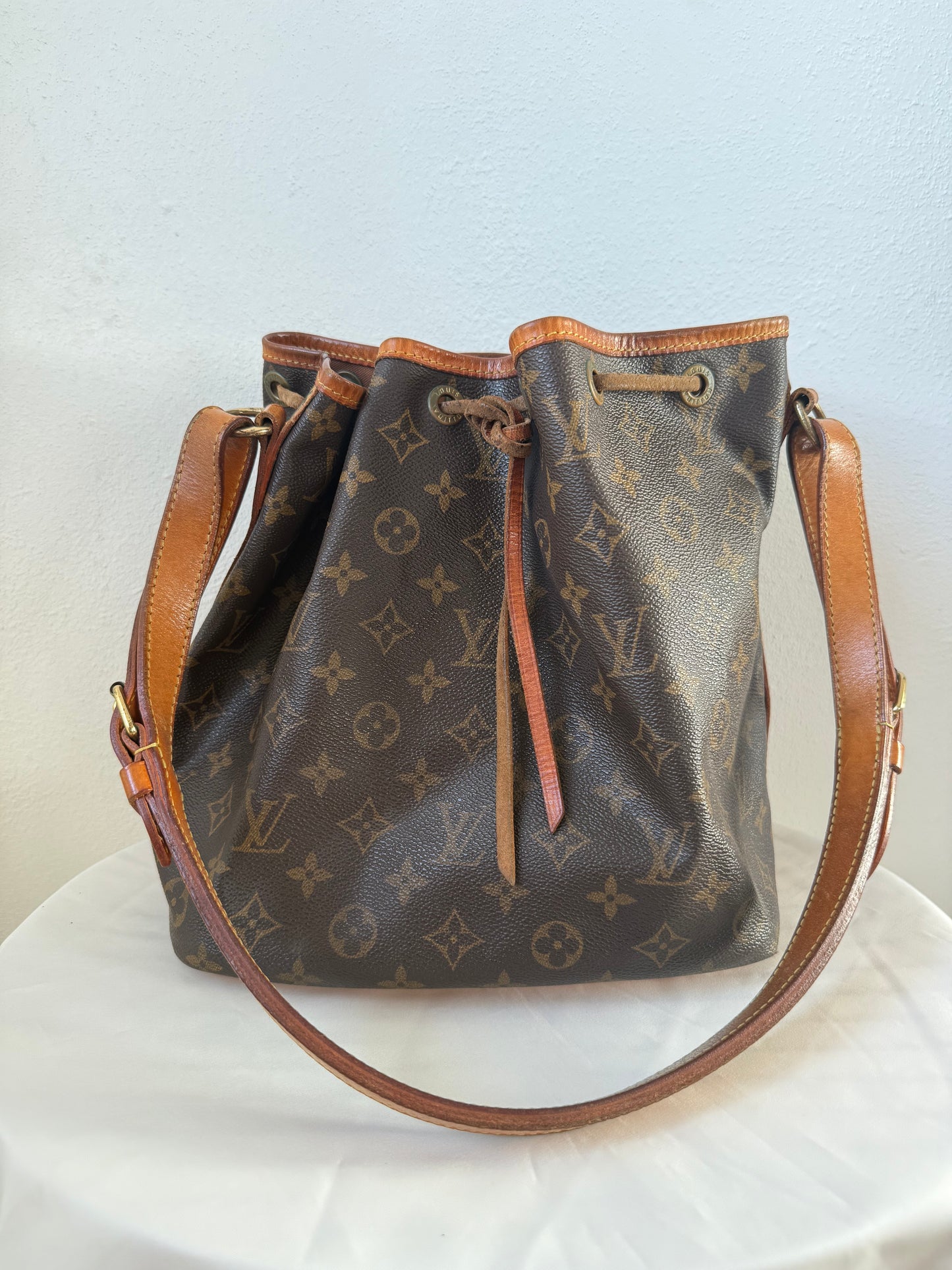 Louis Vuitton Noé Petit